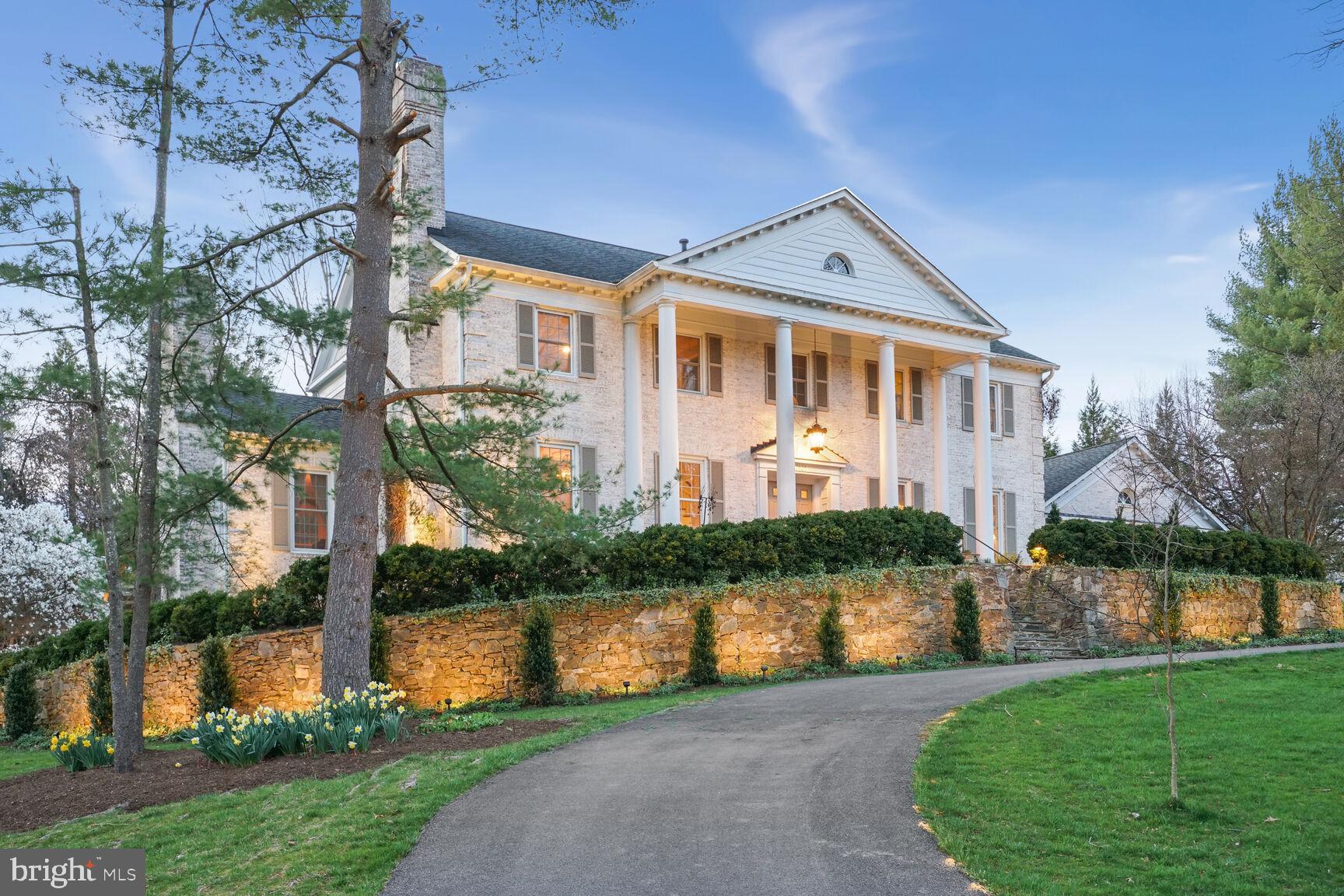 LAKE POTOMAC - Residential