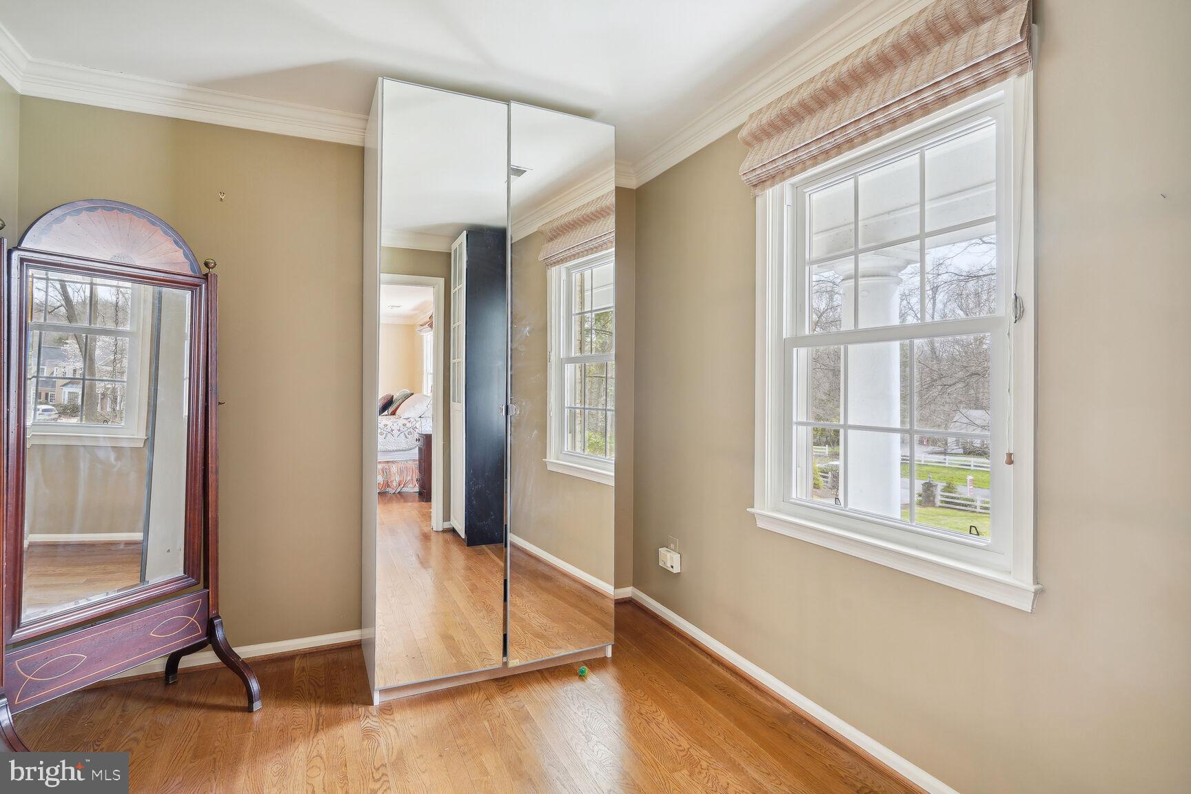 LAKE POTOMAC - Residential