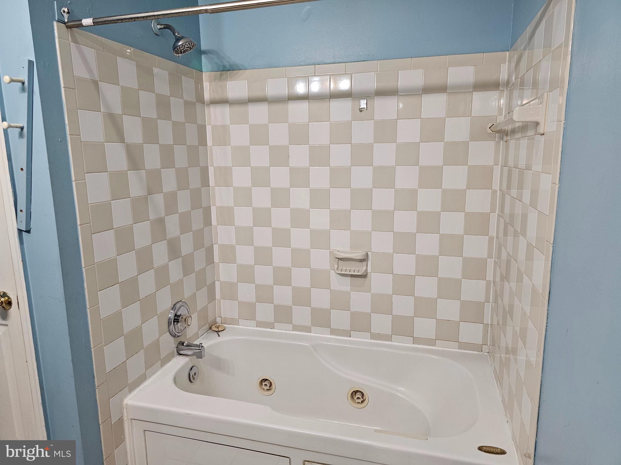 WARREN COUNTY - Residential Lease