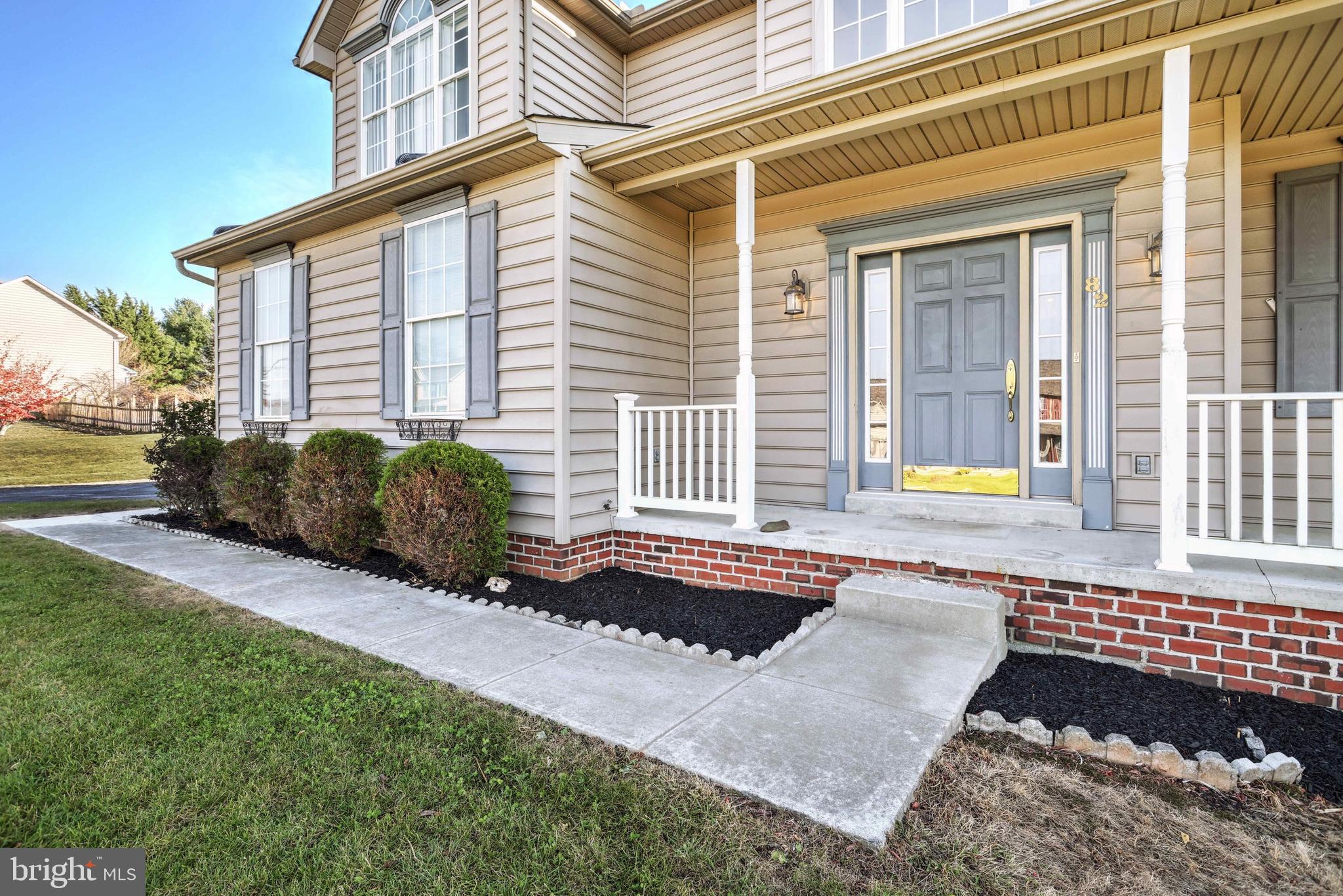 WOODRIDGE HUNT - Residential