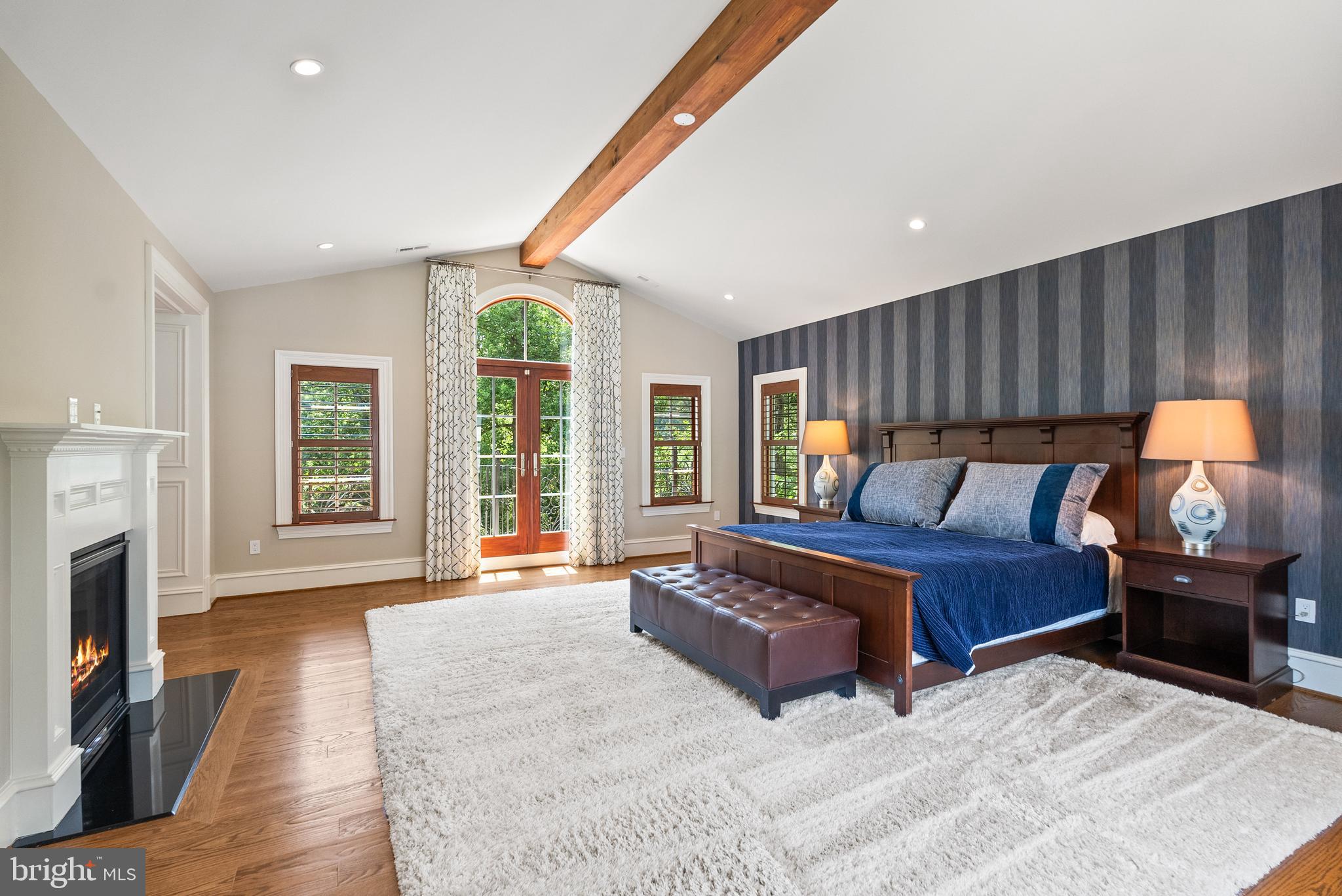 SPRING VALLEY - Residential