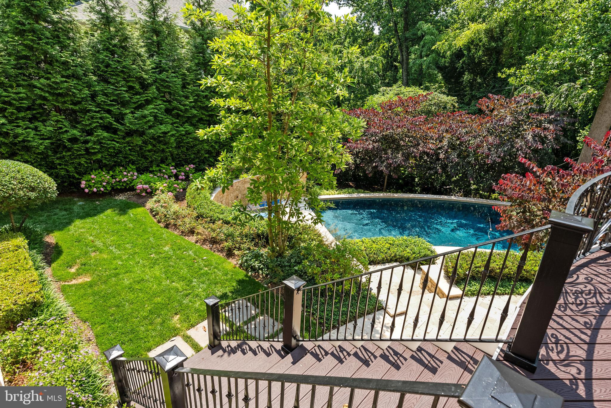 SPRING VALLEY - Residential