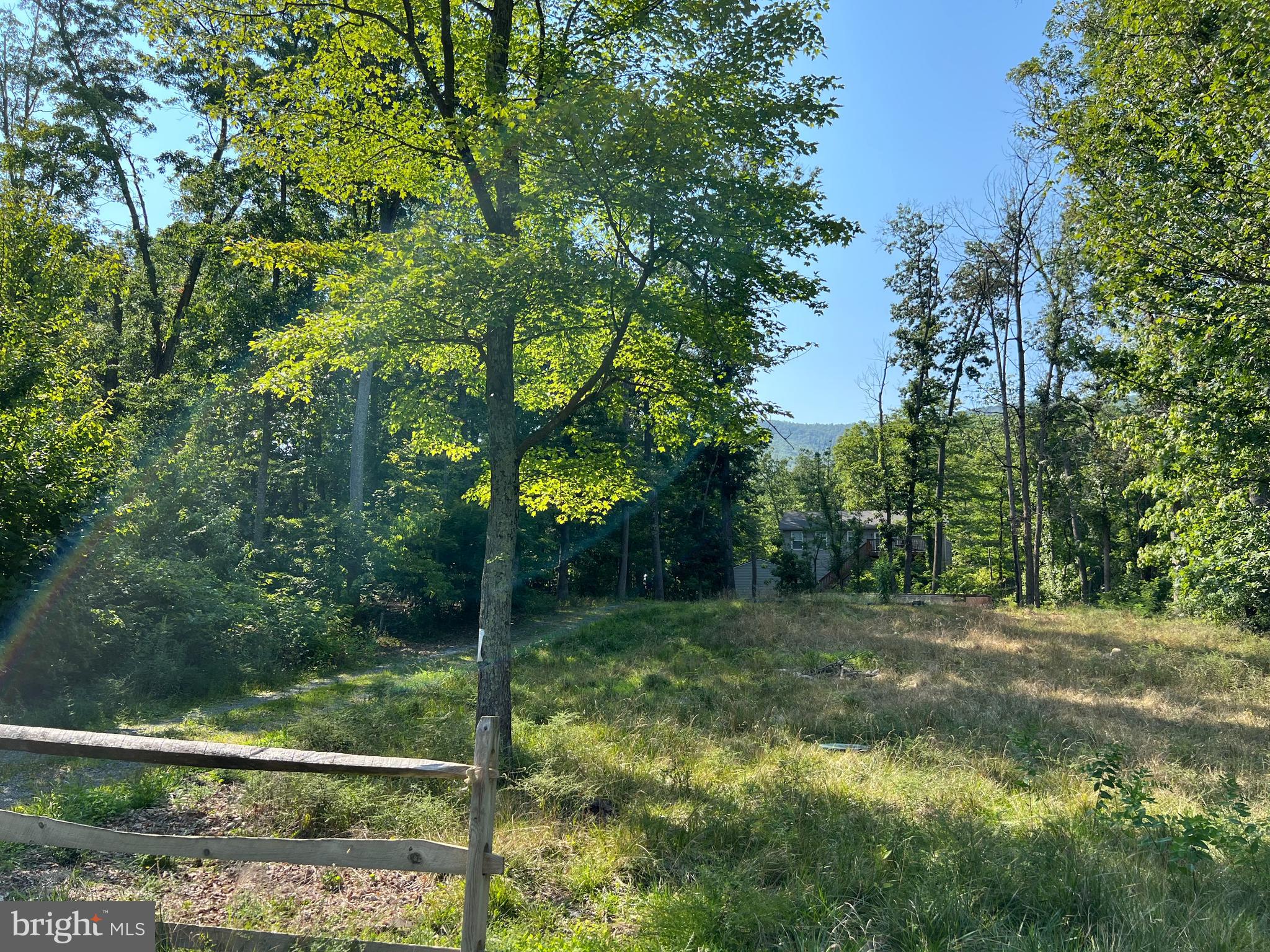 WILDE ACRES/ MTN FALLS - Land