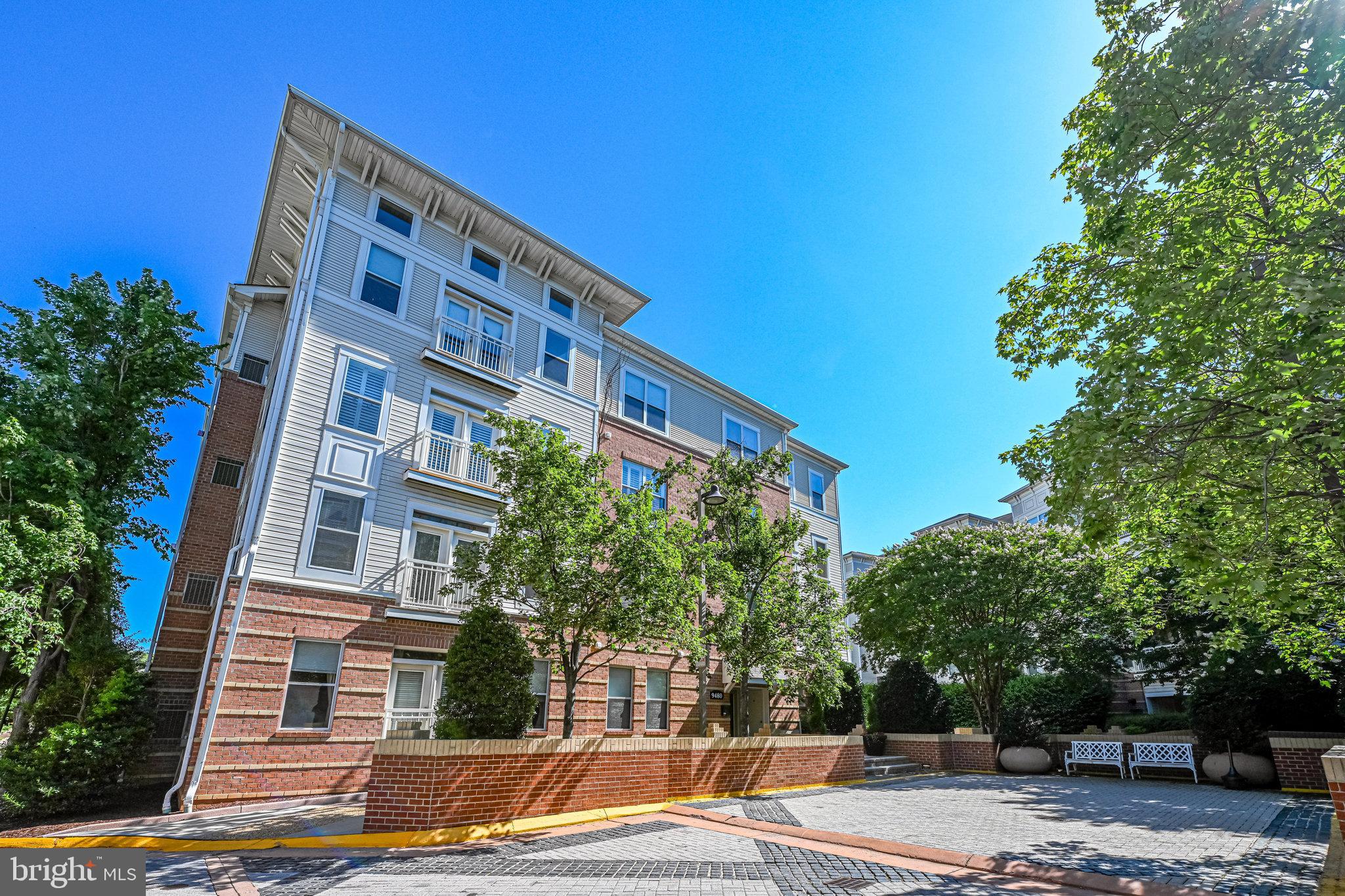 9480 VIRGINIA CENTER BOULEVARD 422