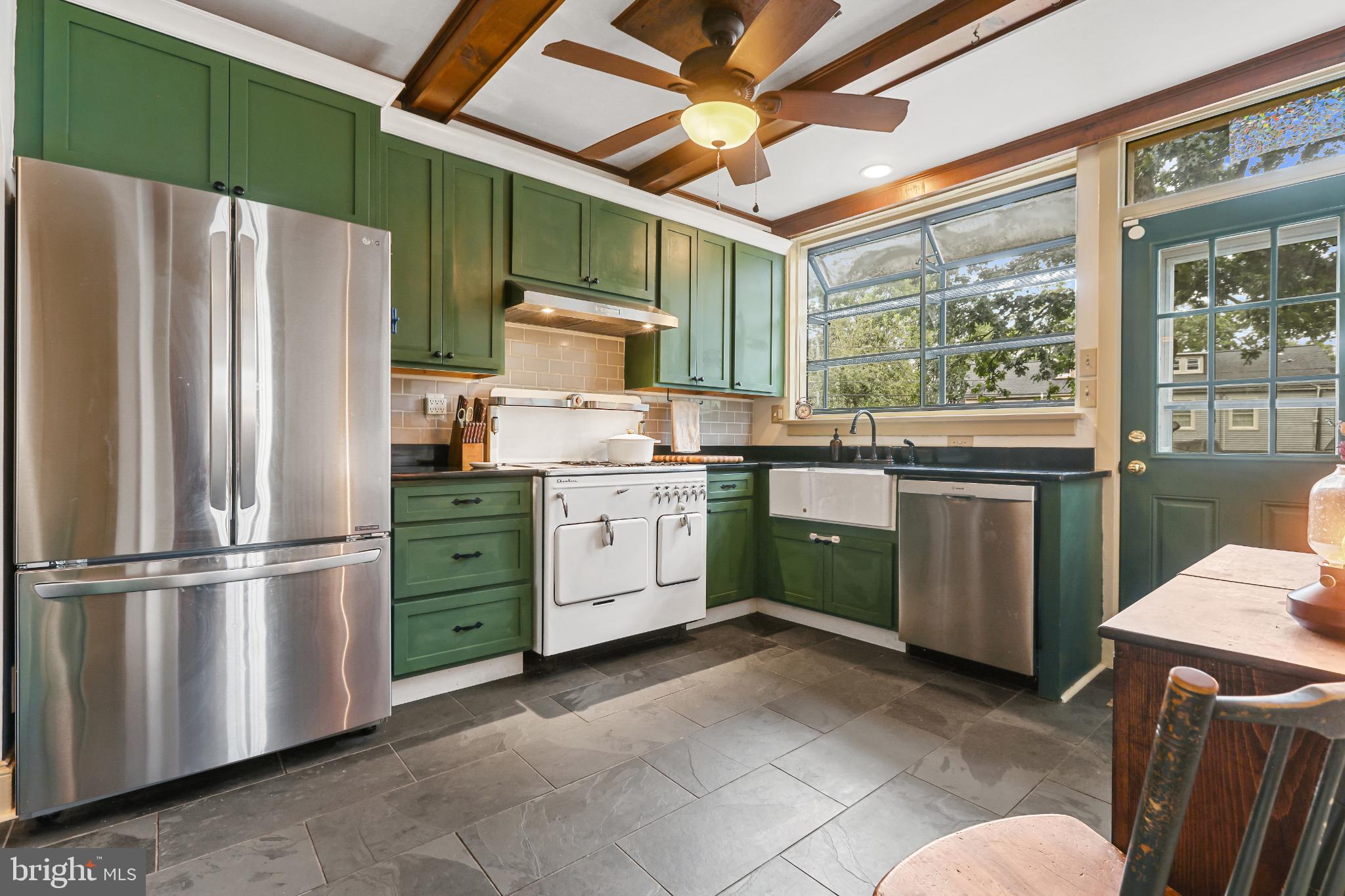 LAKE EVESHAM HISTORIC DISTRICT - Residential