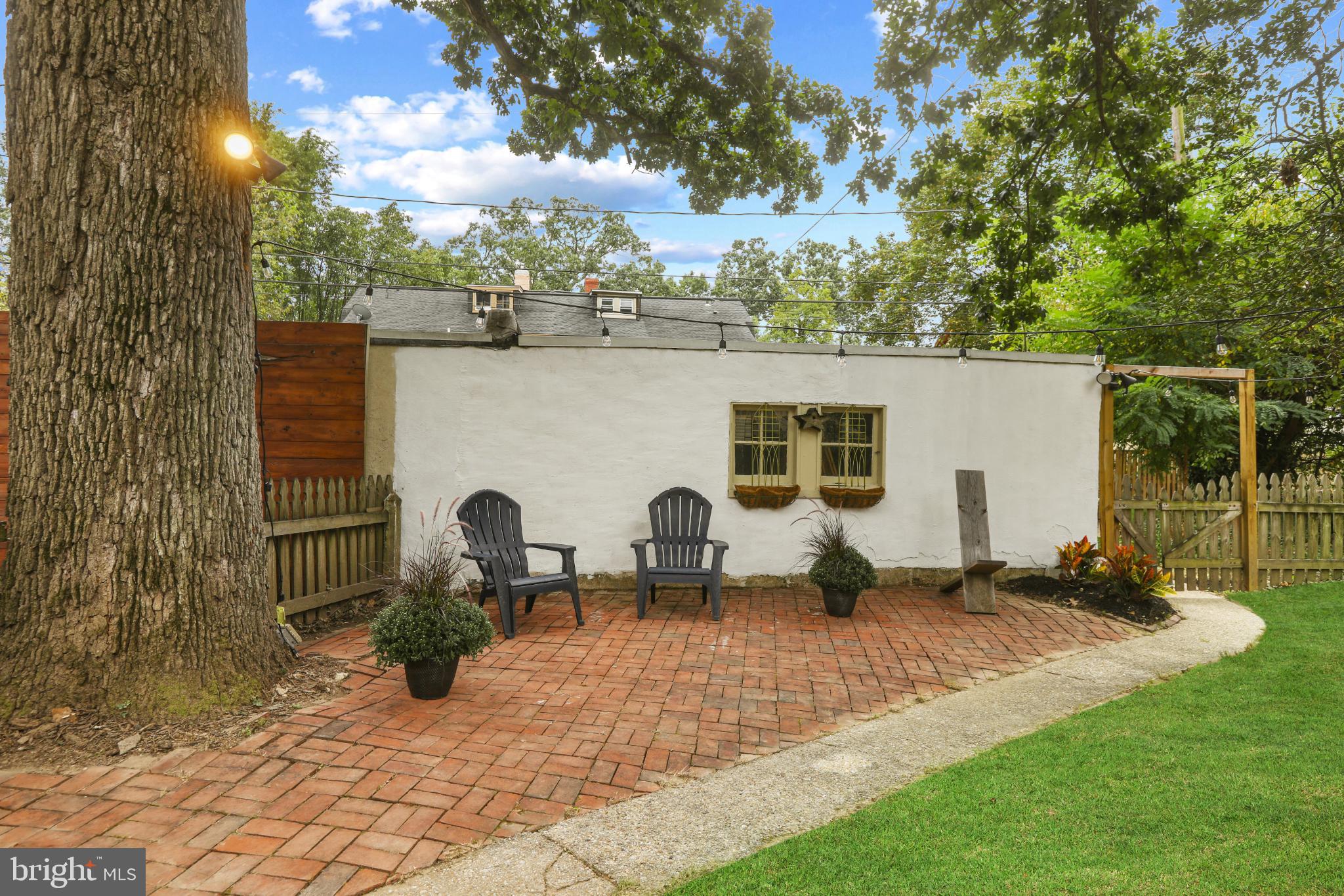 LAKE EVESHAM HISTORIC DISTRICT - Residential