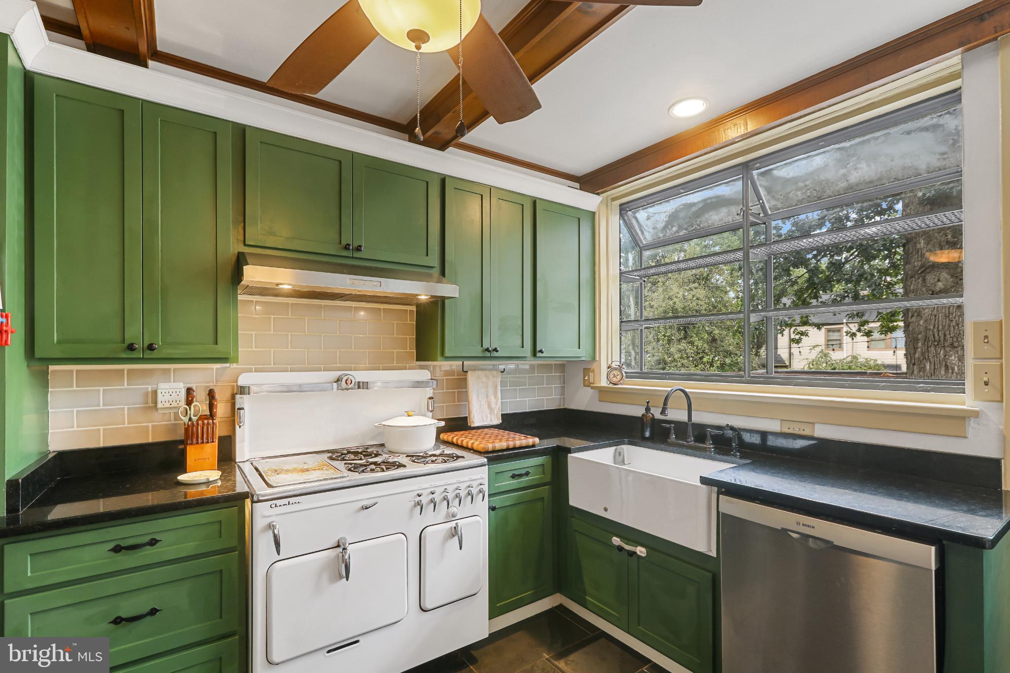 LAKE EVESHAM HISTORIC DISTRICT - Residential