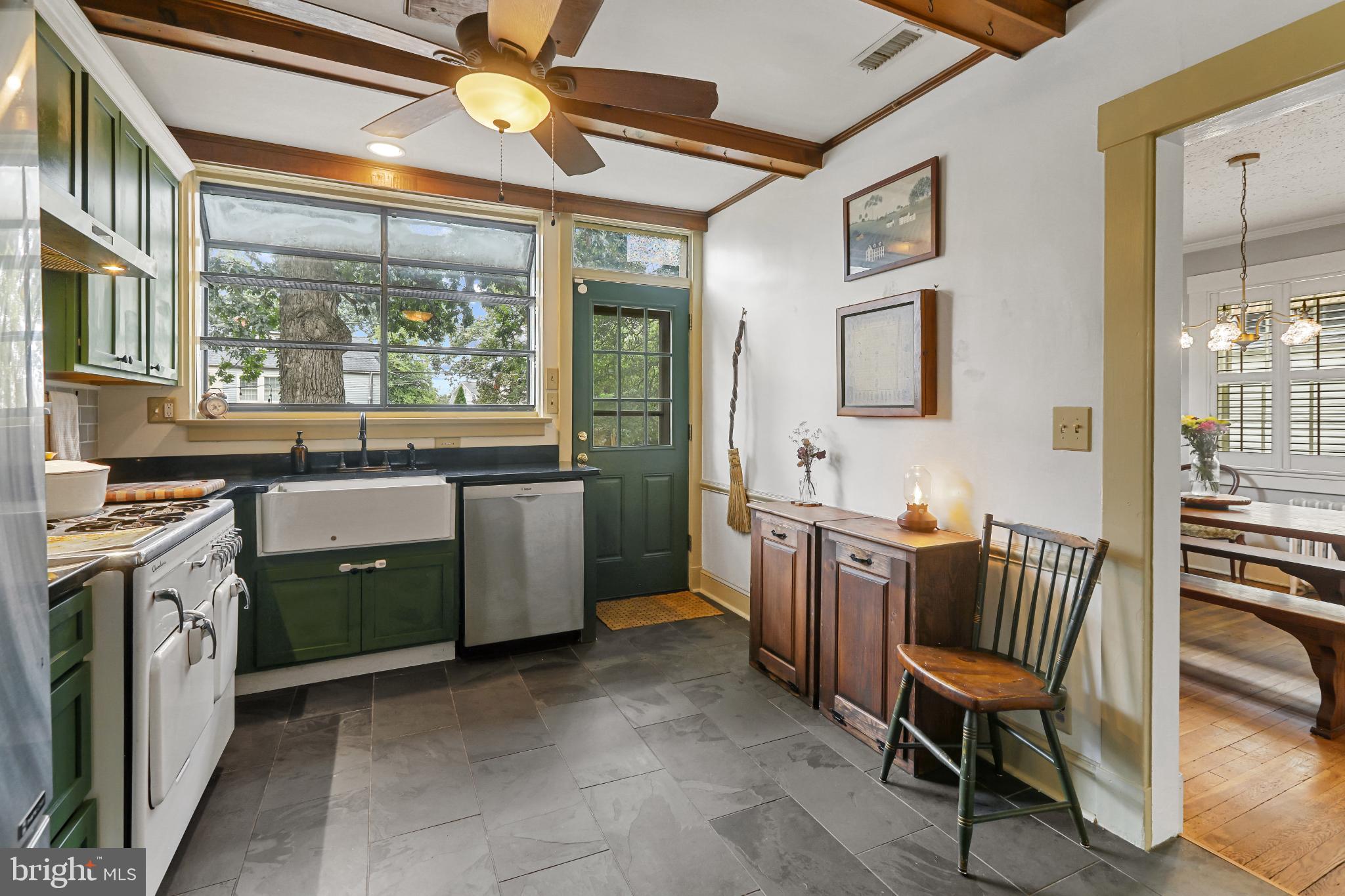 LAKE EVESHAM HISTORIC DISTRICT - Residential