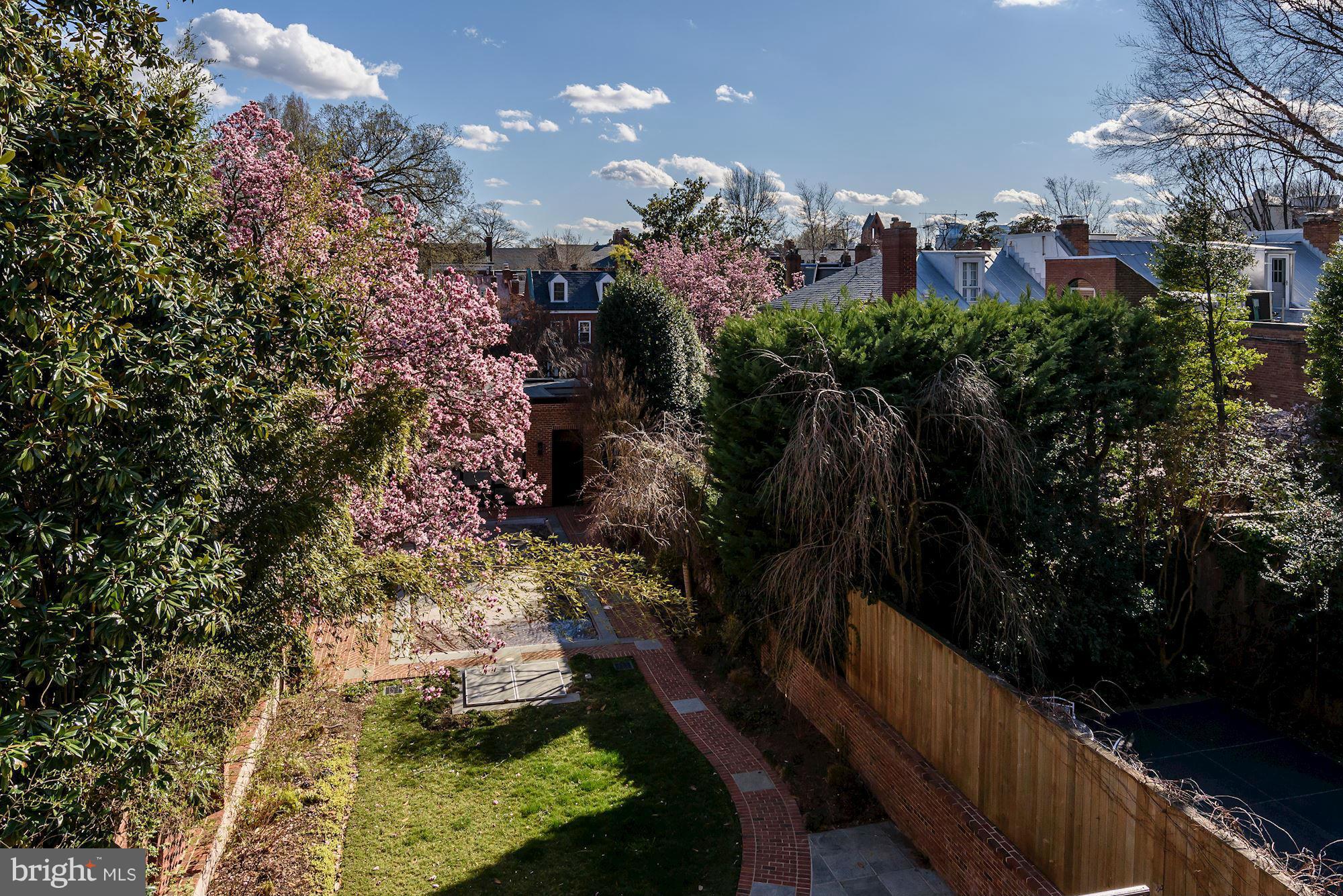 GEORGETOWN - Residential