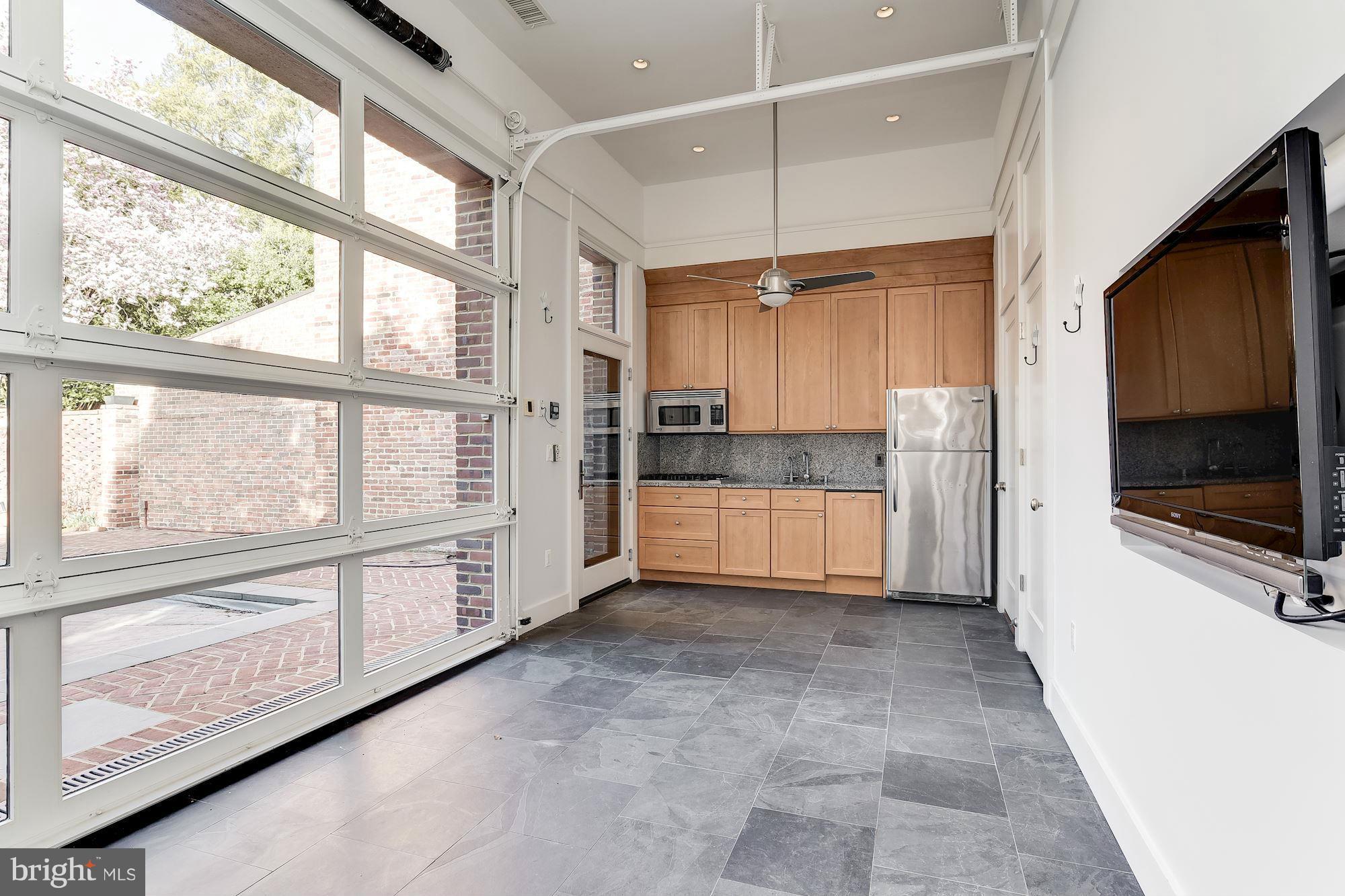 GEORGETOWN - Residential