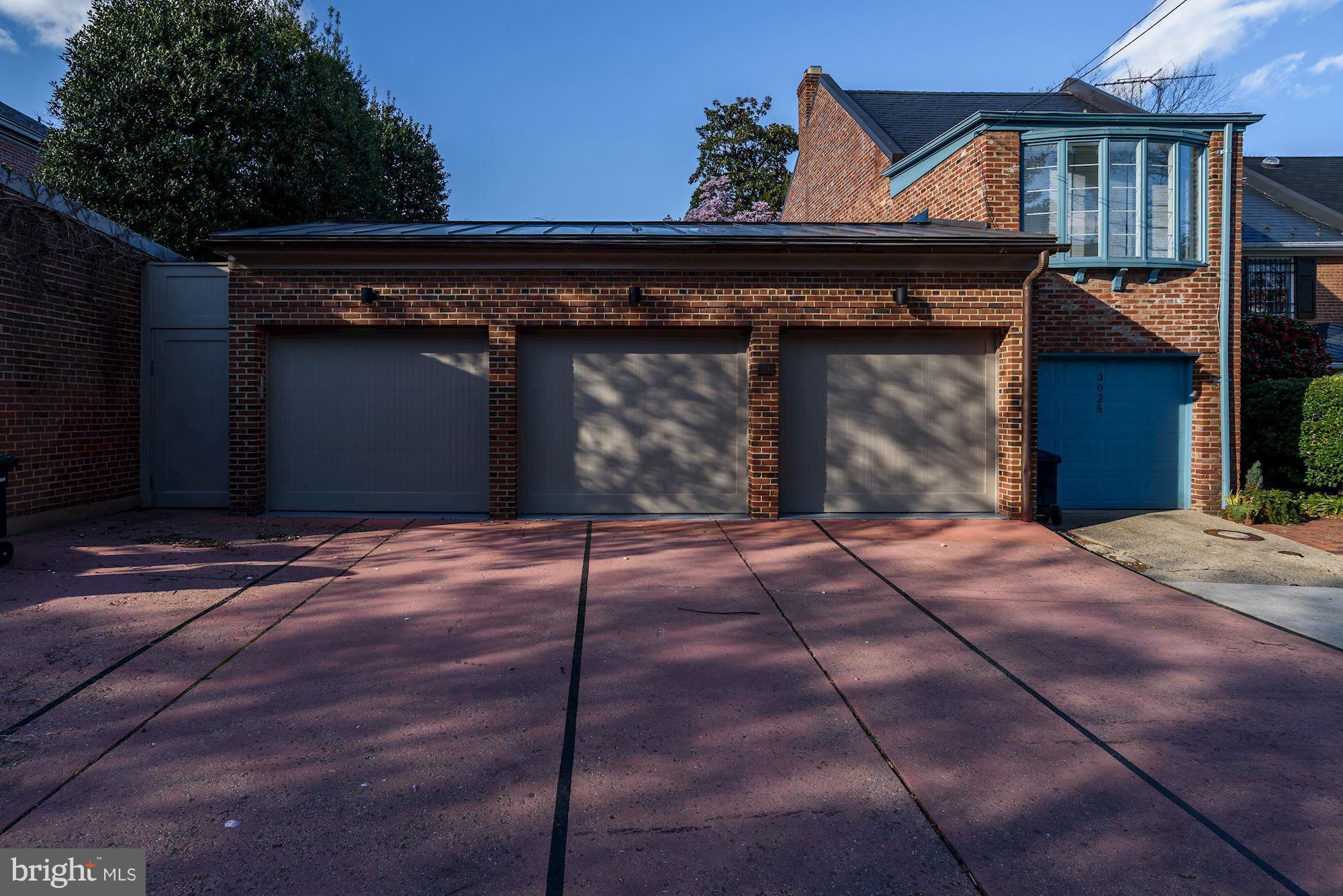 GEORGETOWN - Residential