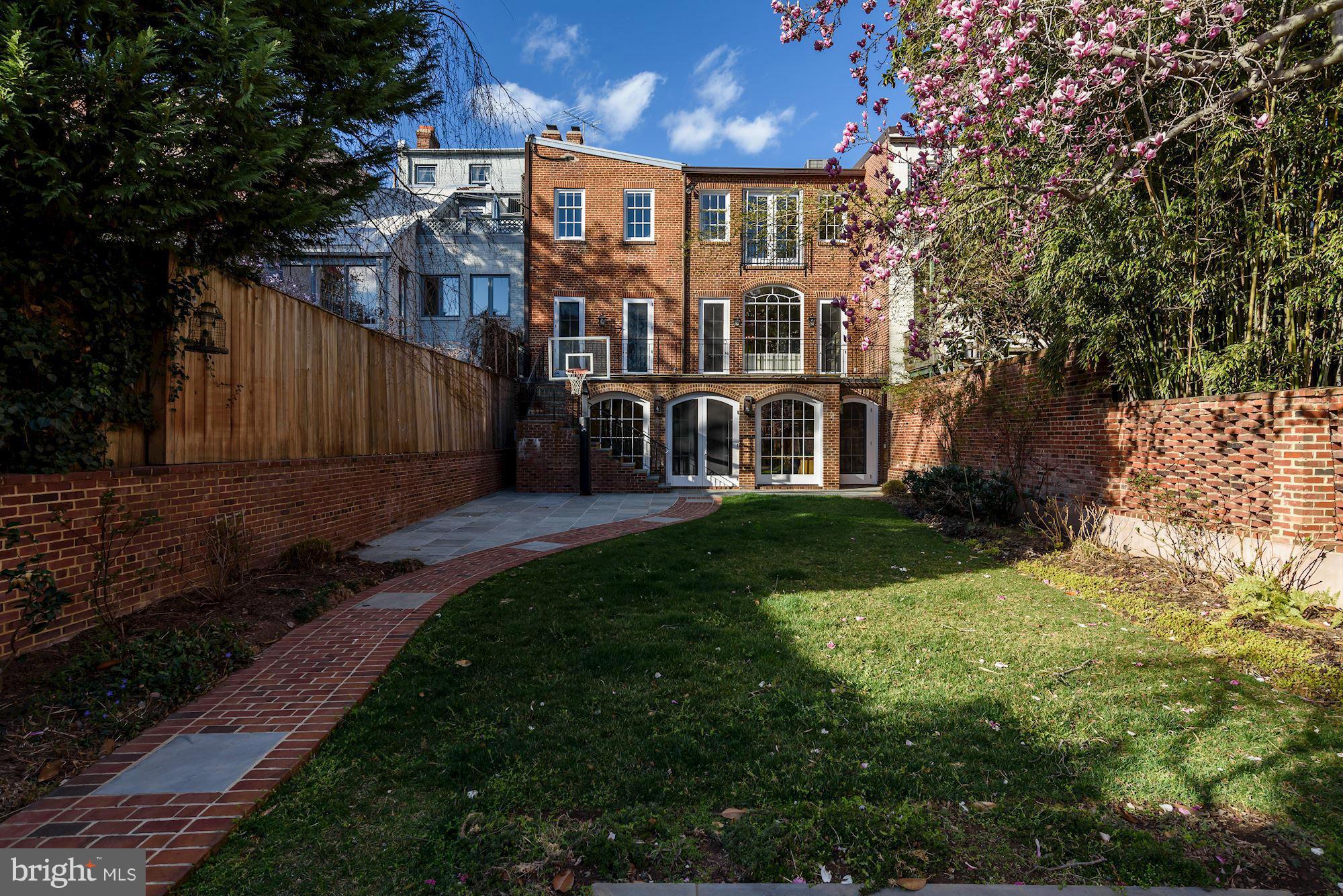 GEORGETOWN - Residential