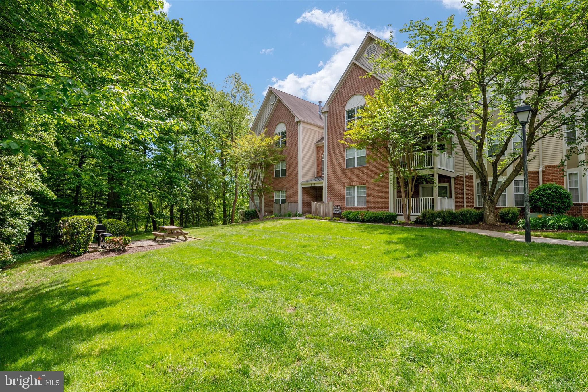 617 ADMIRAL DRIVE 403