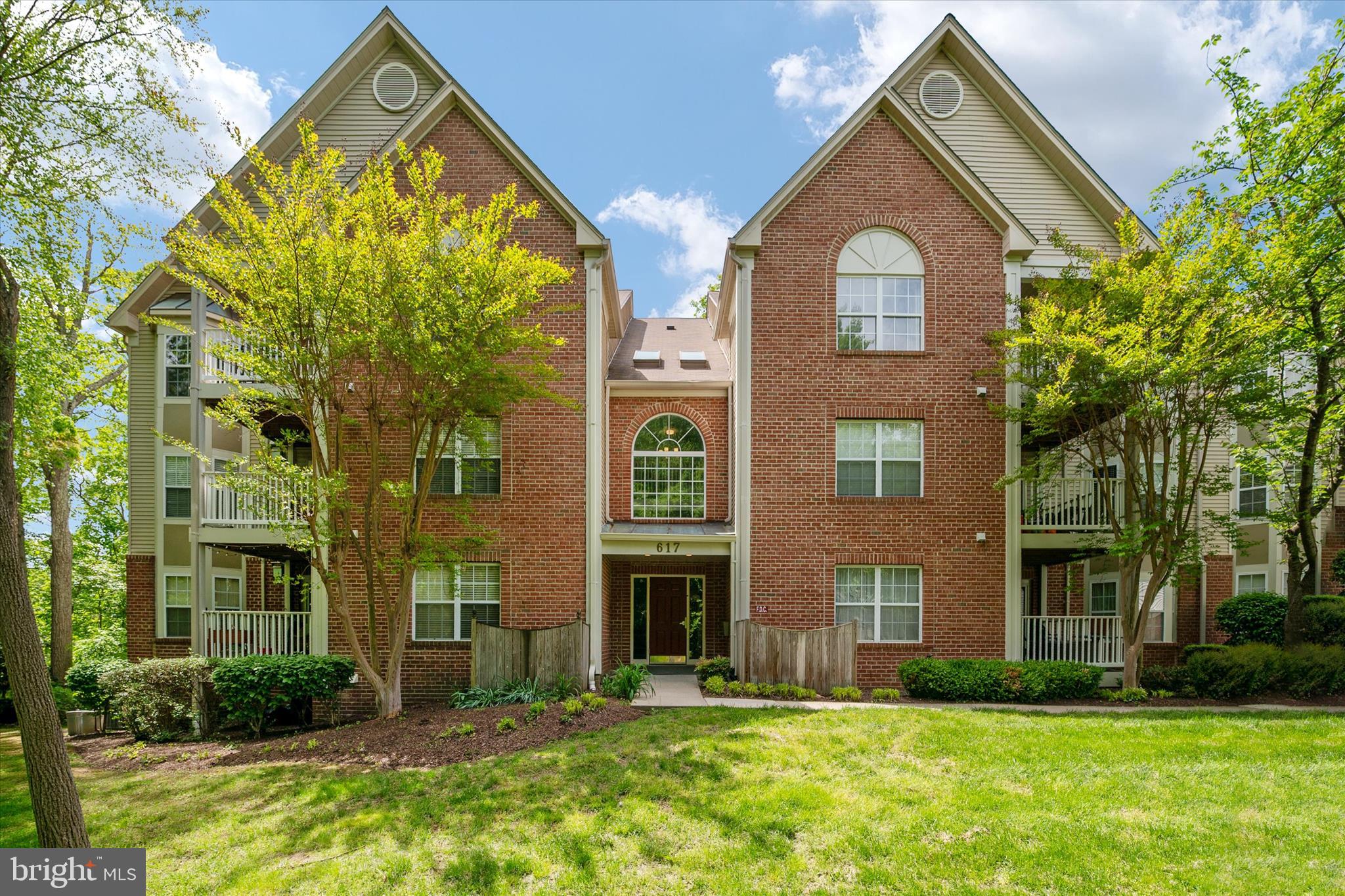 617 ADMIRAL DRIVE 403