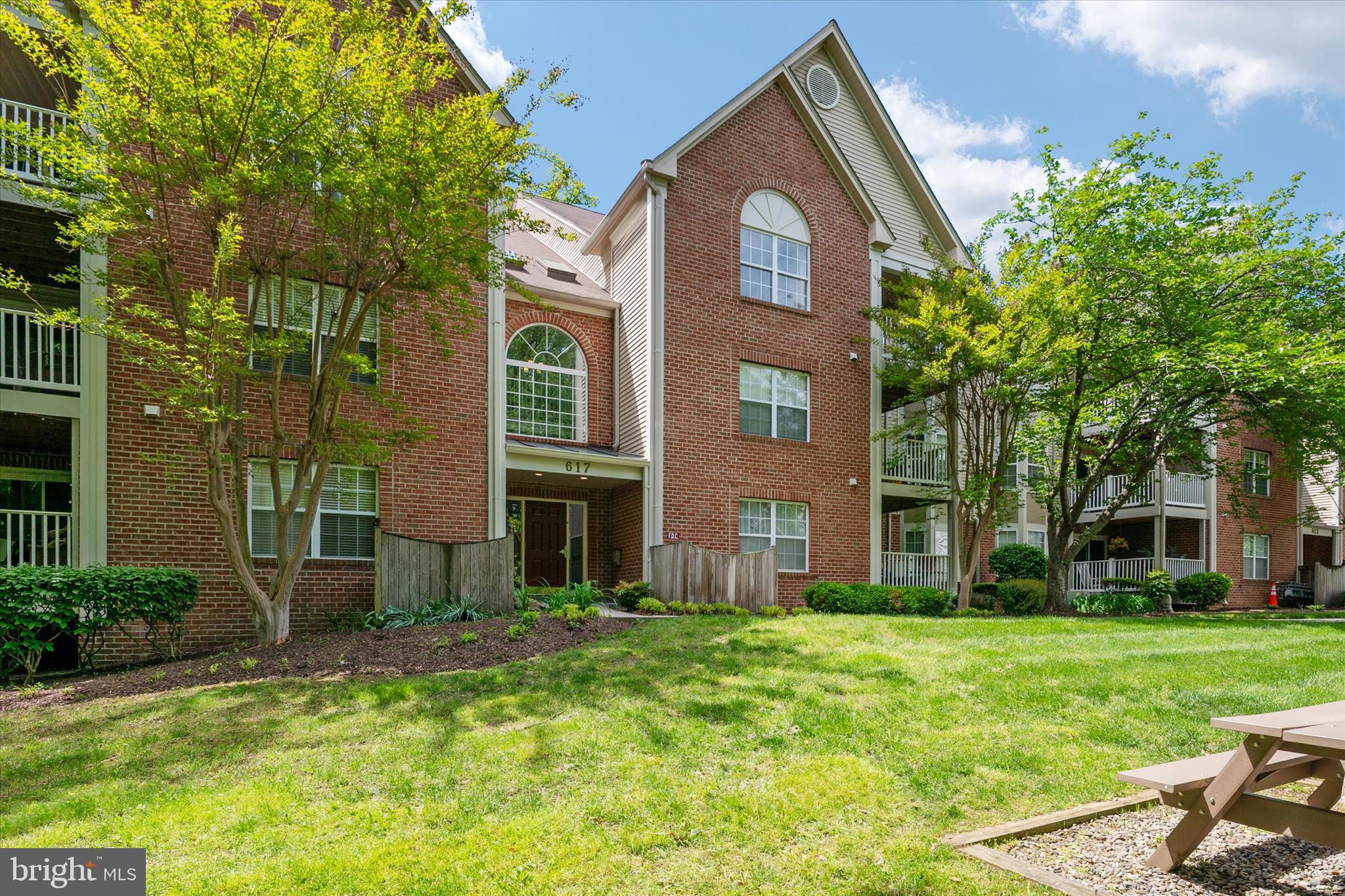 617 ADMIRAL DRIVE 403