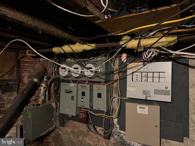 RITTENHOUSE SQUARE - Commercial Sale