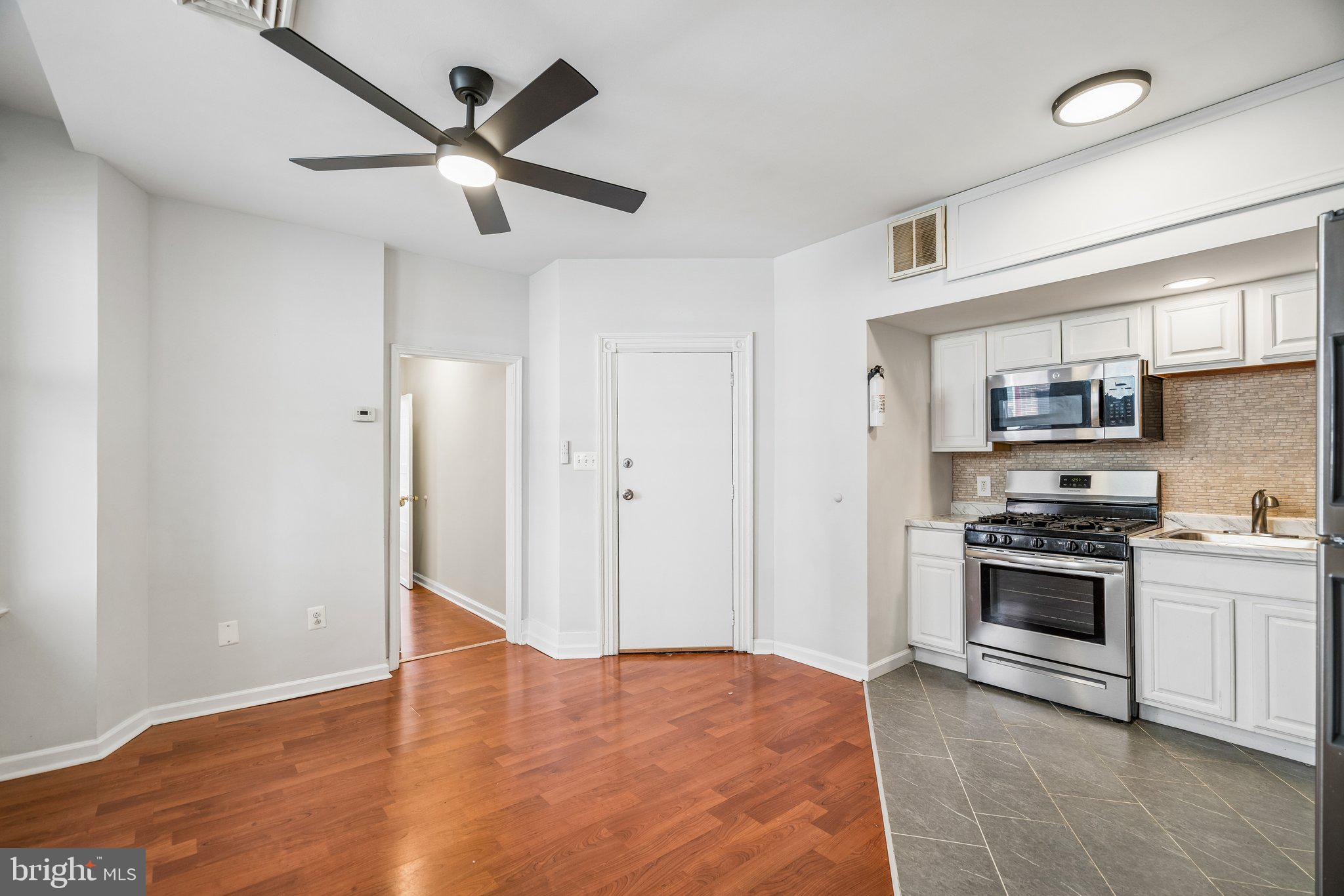 123 W W MOUNT PLEASANT AVENUE 2