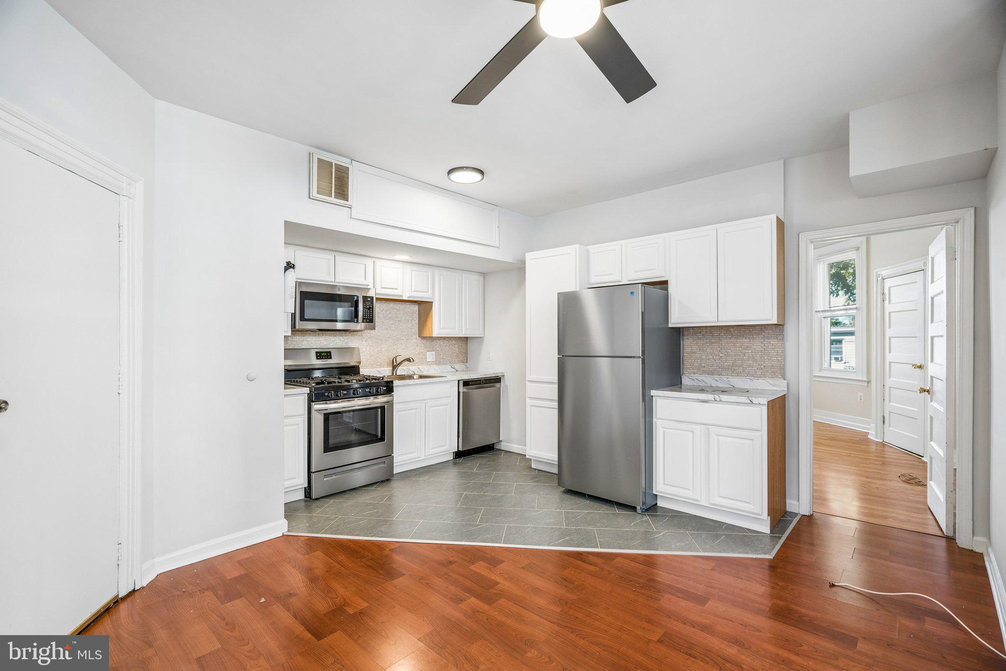 123 W W MOUNT PLEASANT AVENUE 2