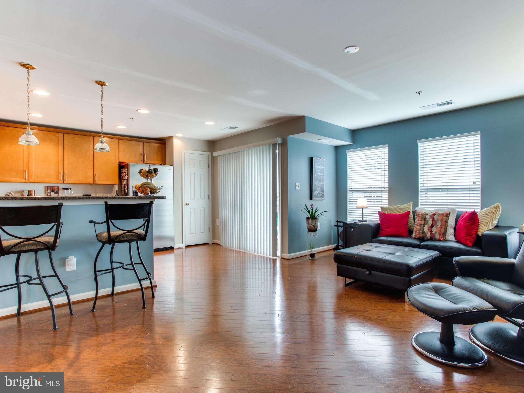 MARKET CENTER CONDOMINIUM - Residential