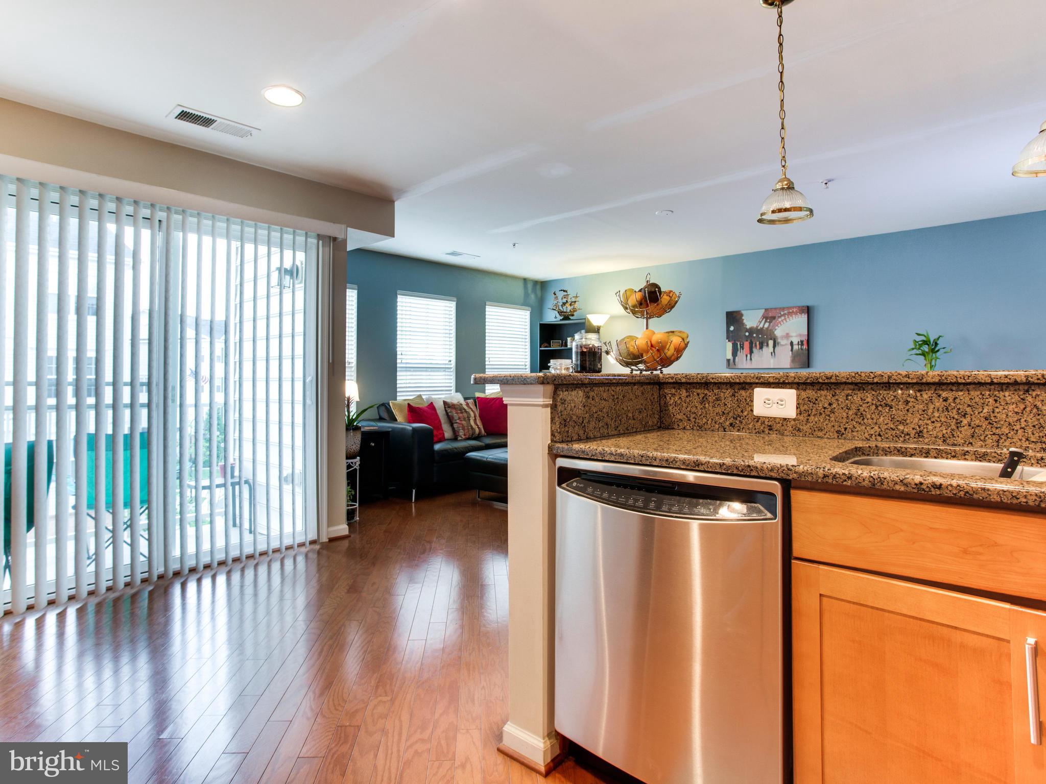 MARKET CENTER CONDOMINIUM - Residential