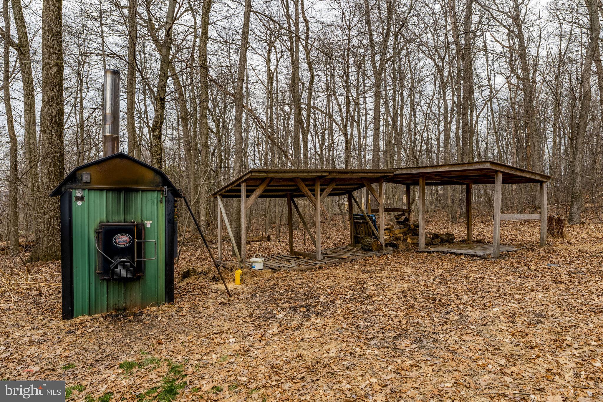 CAERNARVON TWP - Residential