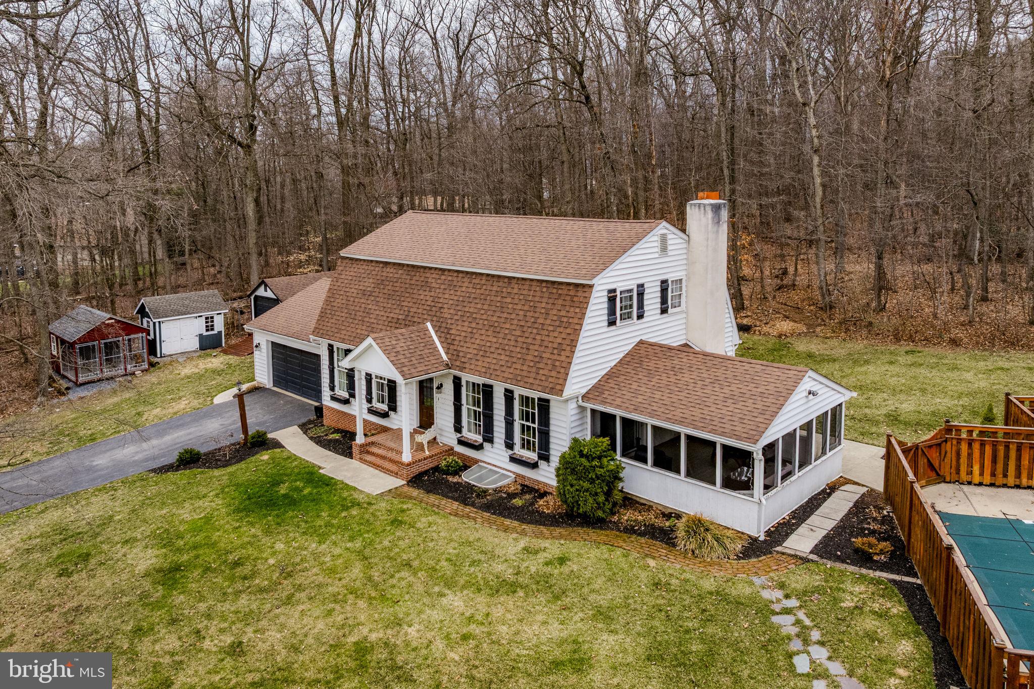 CAERNARVON TWP - Residential