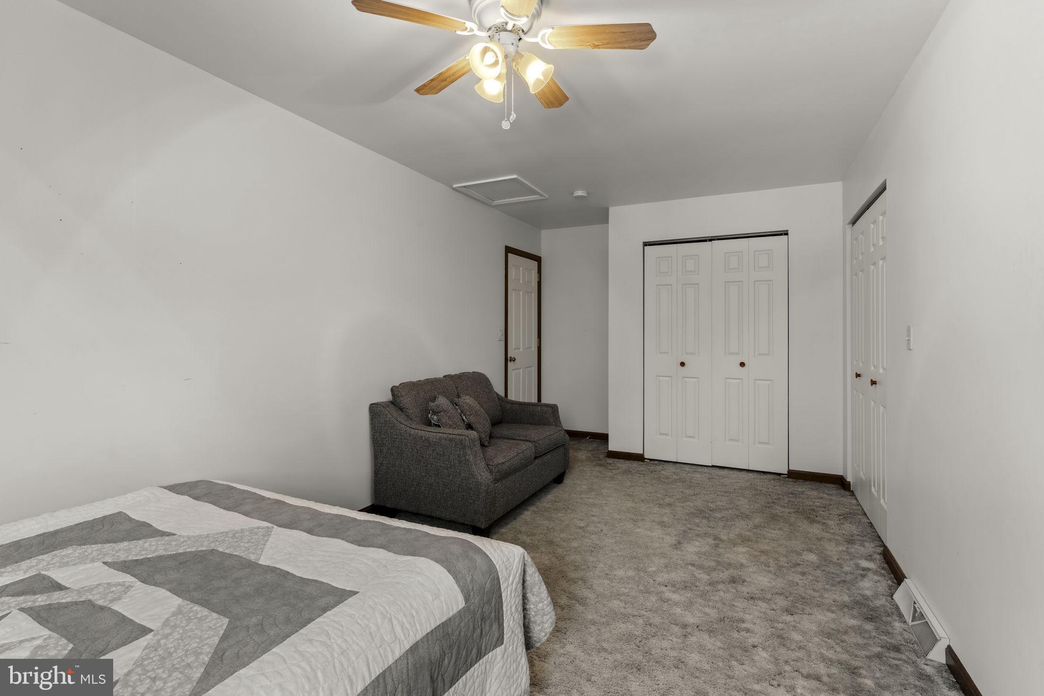 CAERNARVON TWP - Residential