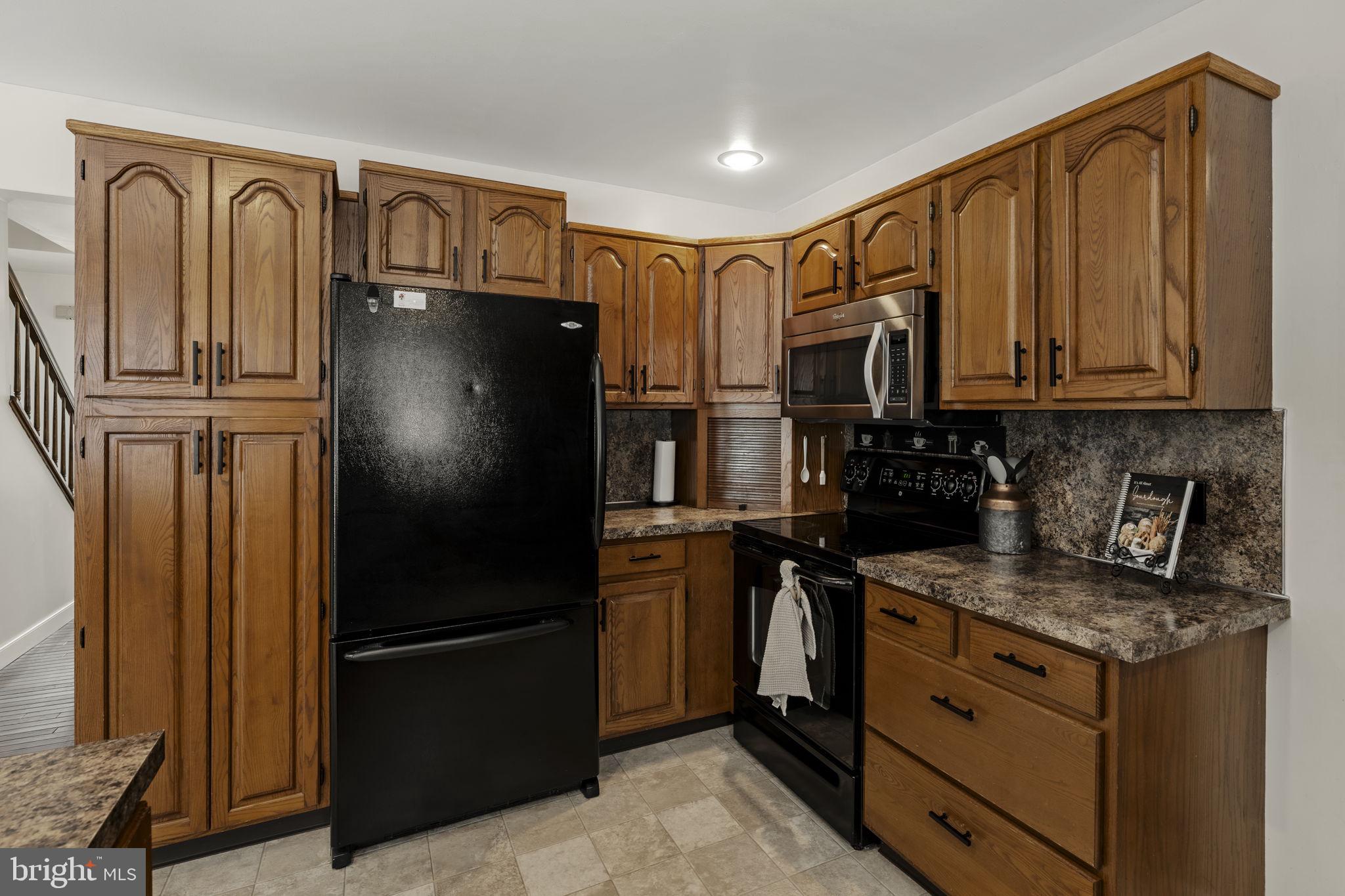 CAERNARVON TWP - Residential