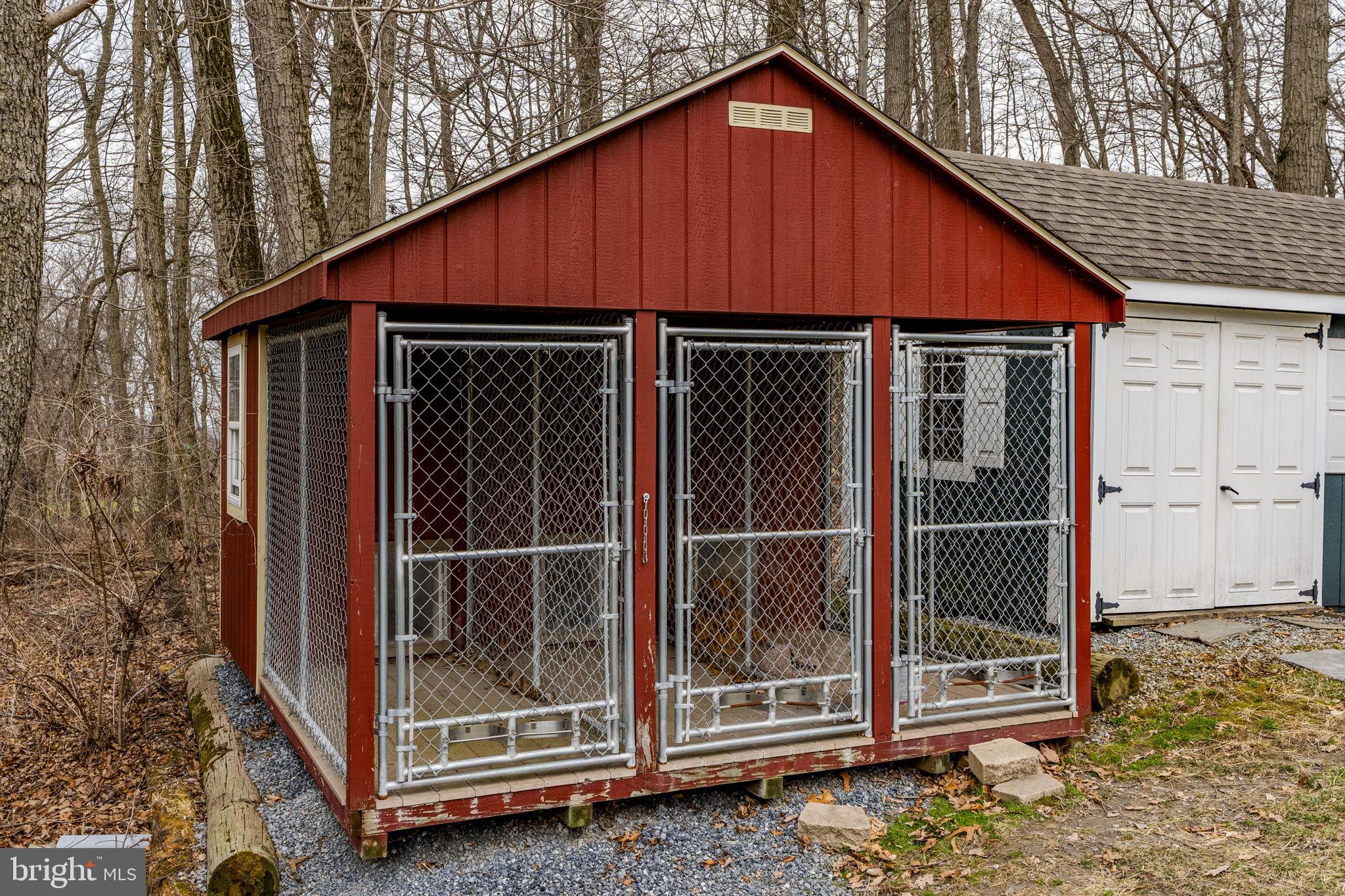 CAERNARVON TWP - Residential