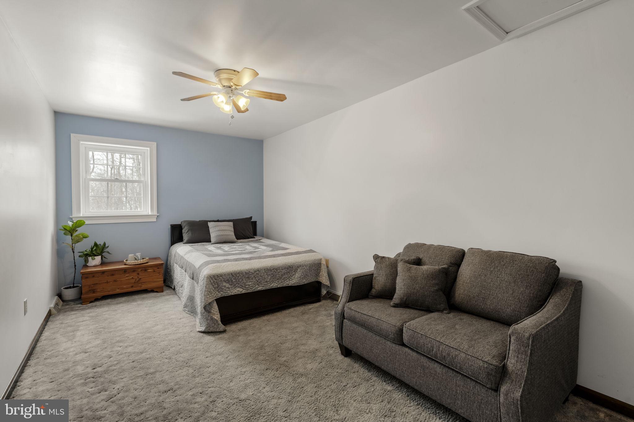 CAERNARVON TWP - Residential