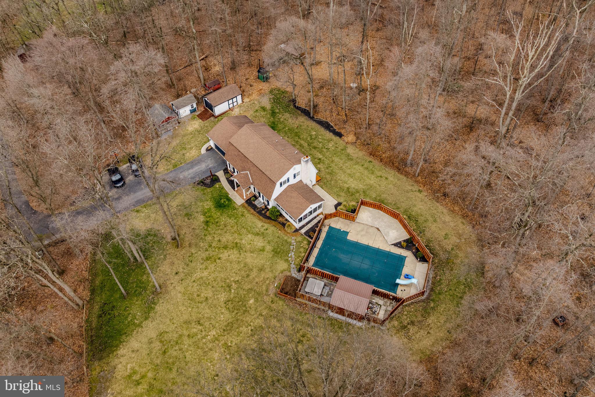 CAERNARVON TWP - Residential