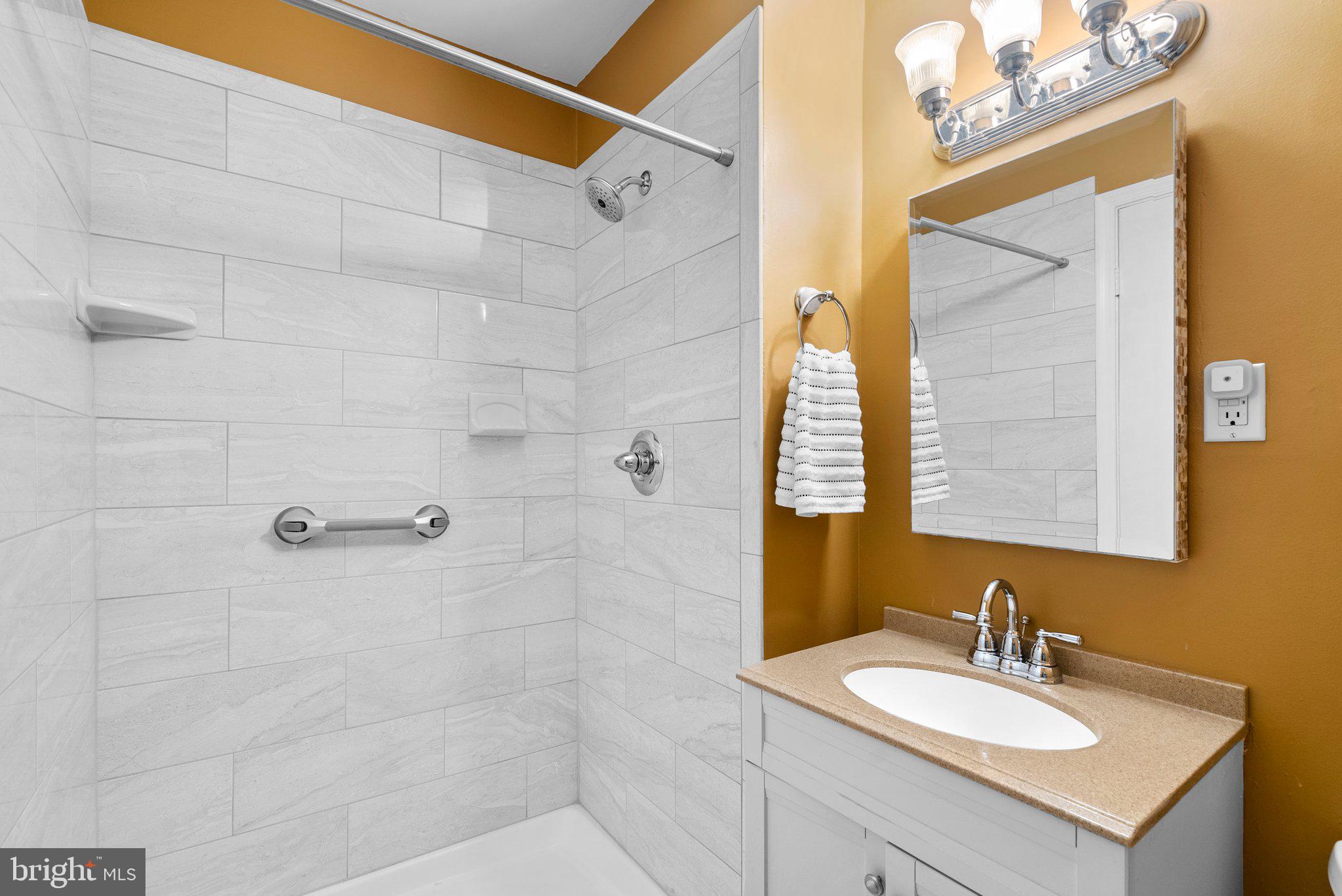 COUNTY VIEW - Residential