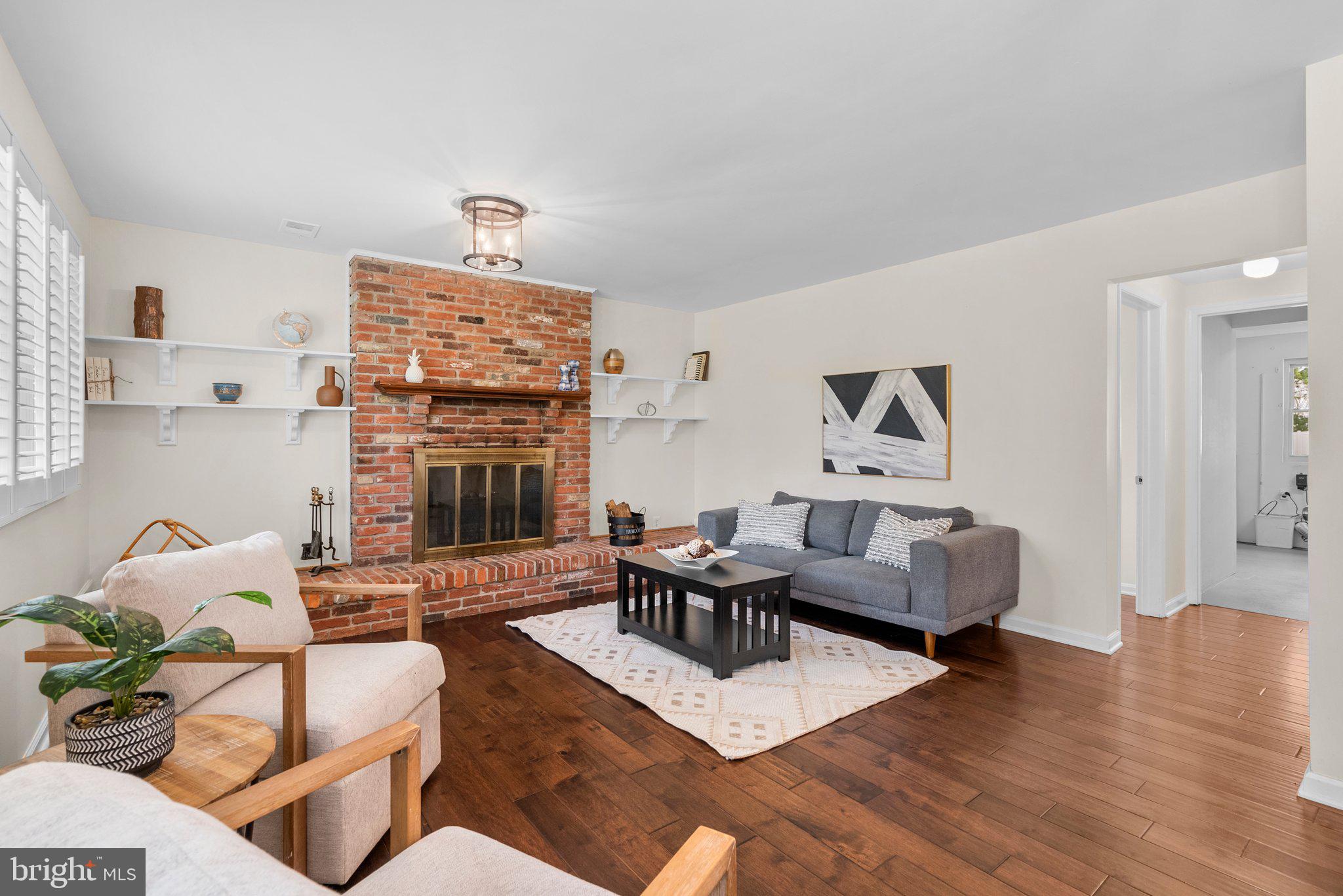 COUNTY VIEW - Residential