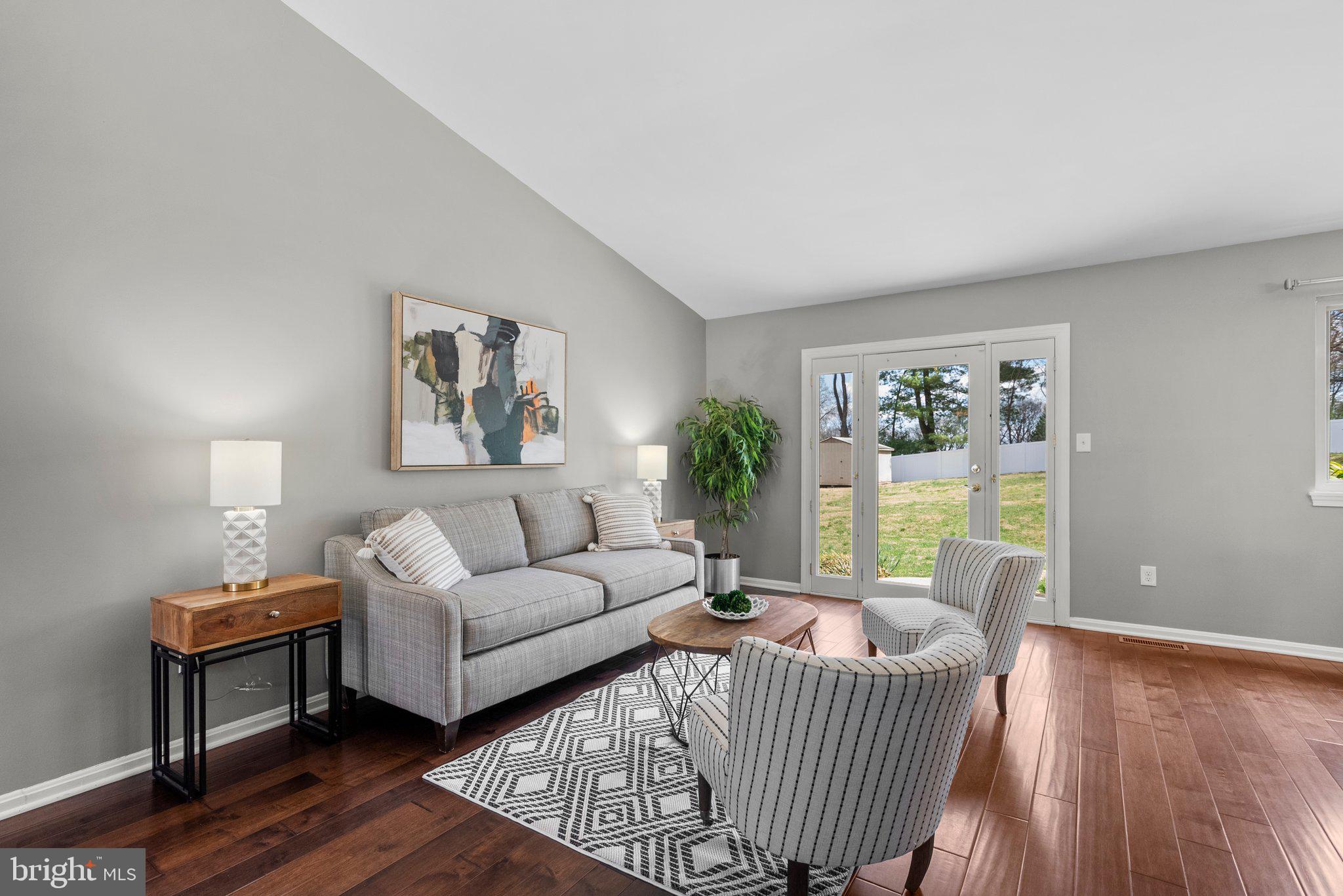 COUNTY VIEW - Residential