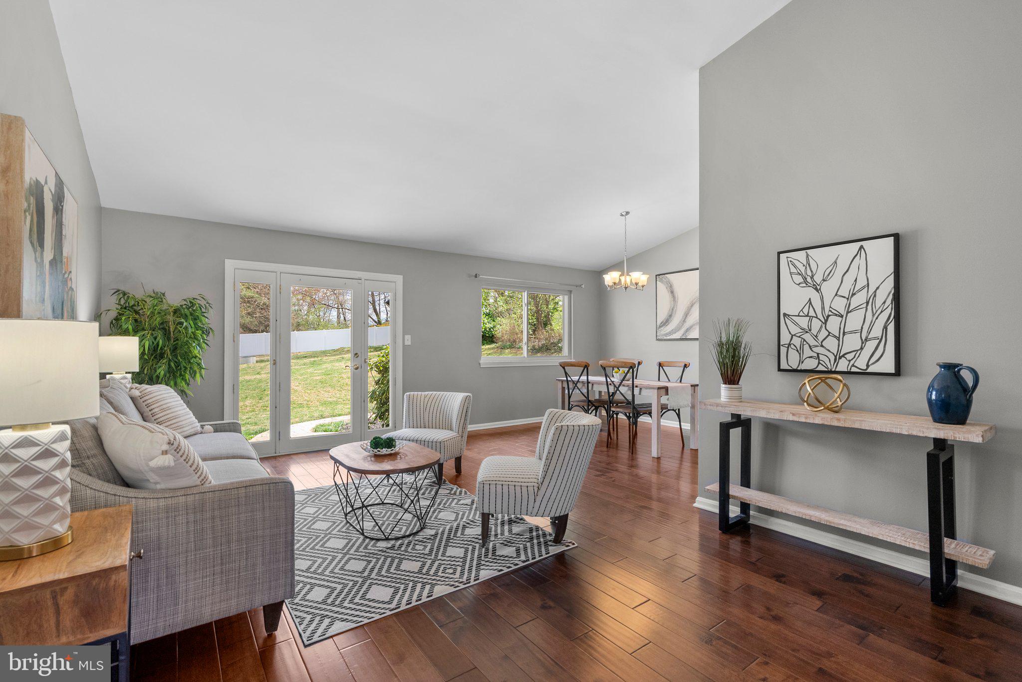 COUNTY VIEW - Residential