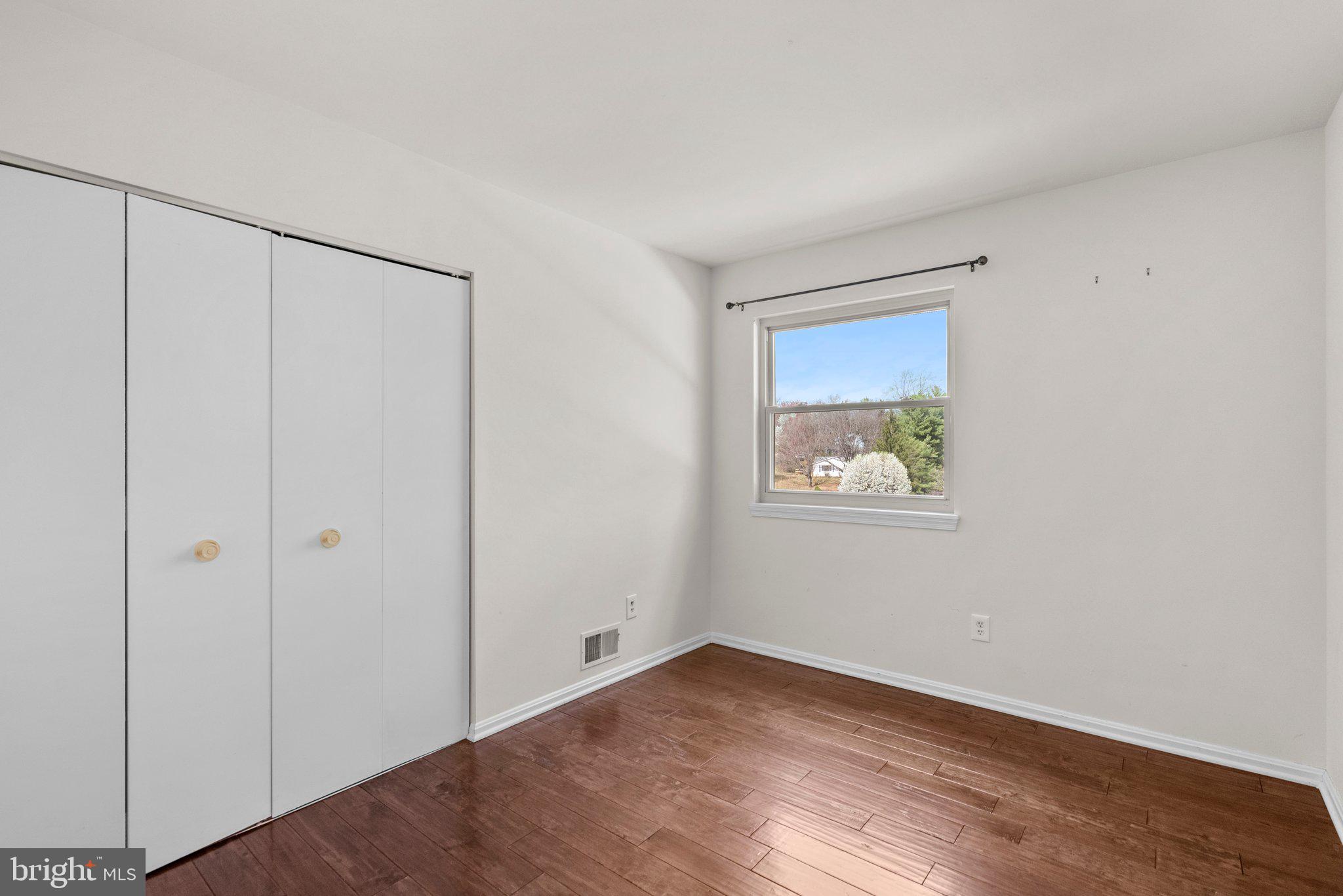 COUNTY VIEW - Residential