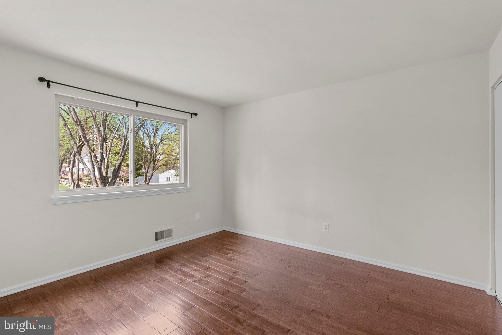 COUNTY VIEW - Residential