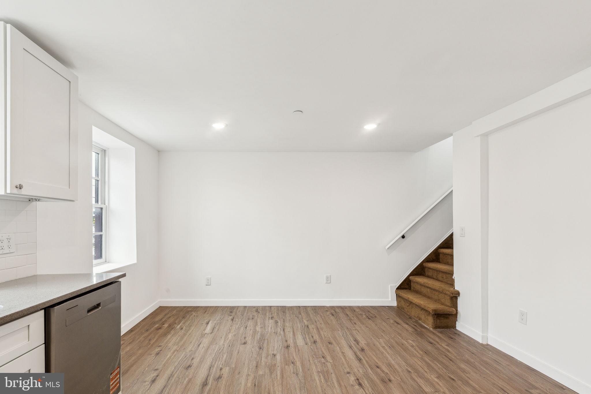 ROXBOROUGH - Residential Income