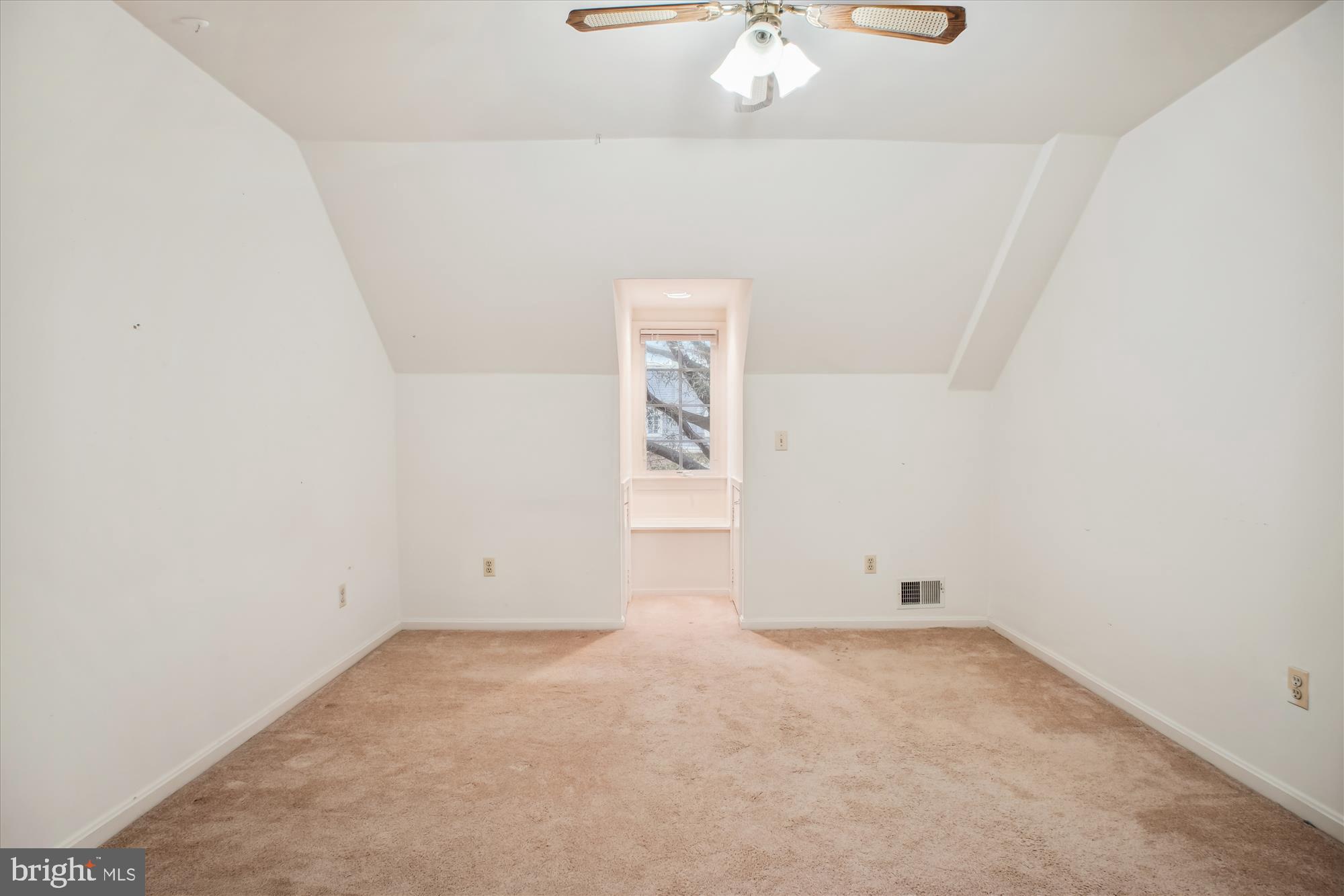 FAIRLINGTON ARBORS - Residential