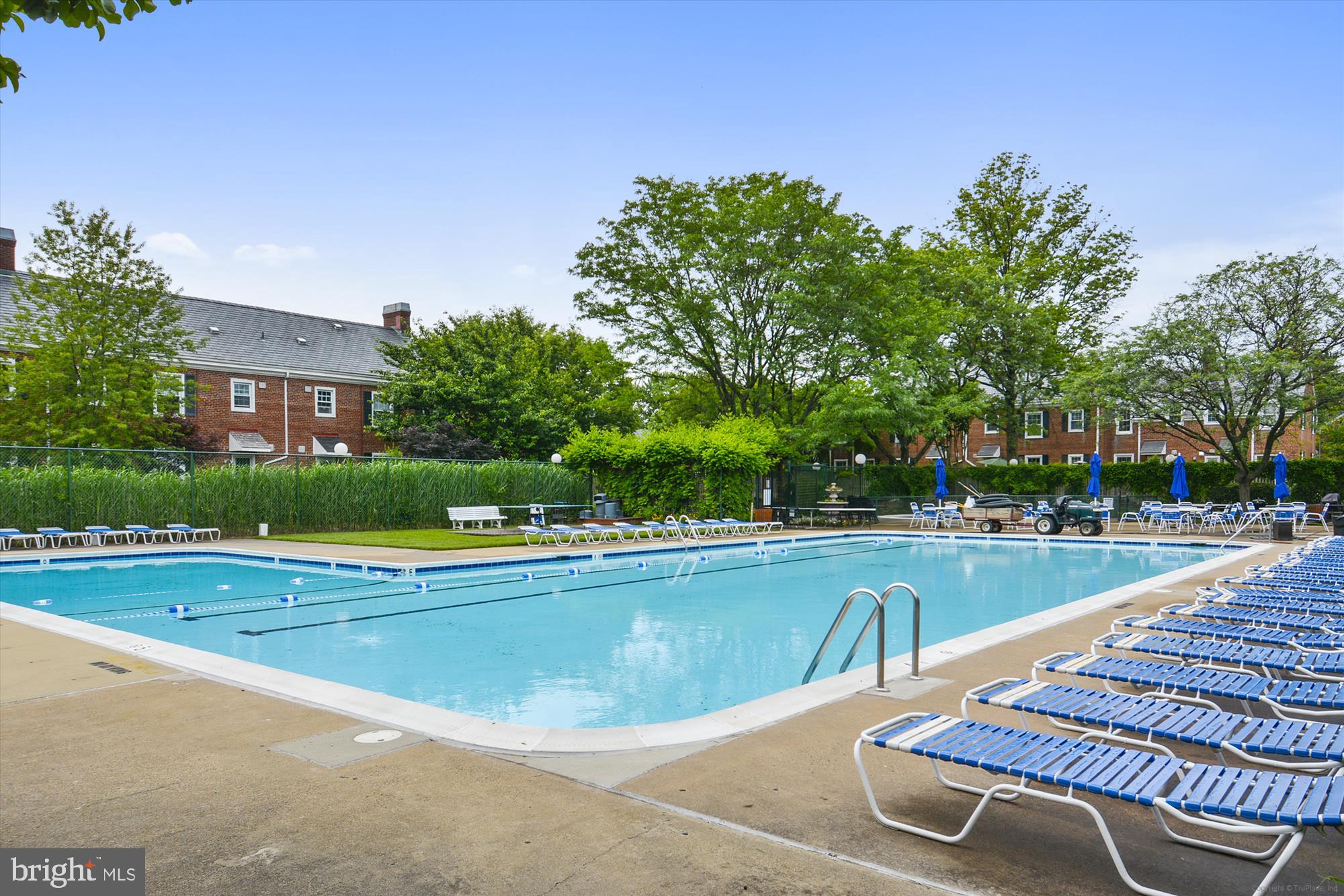 FAIRLINGTON ARBORS - Residential