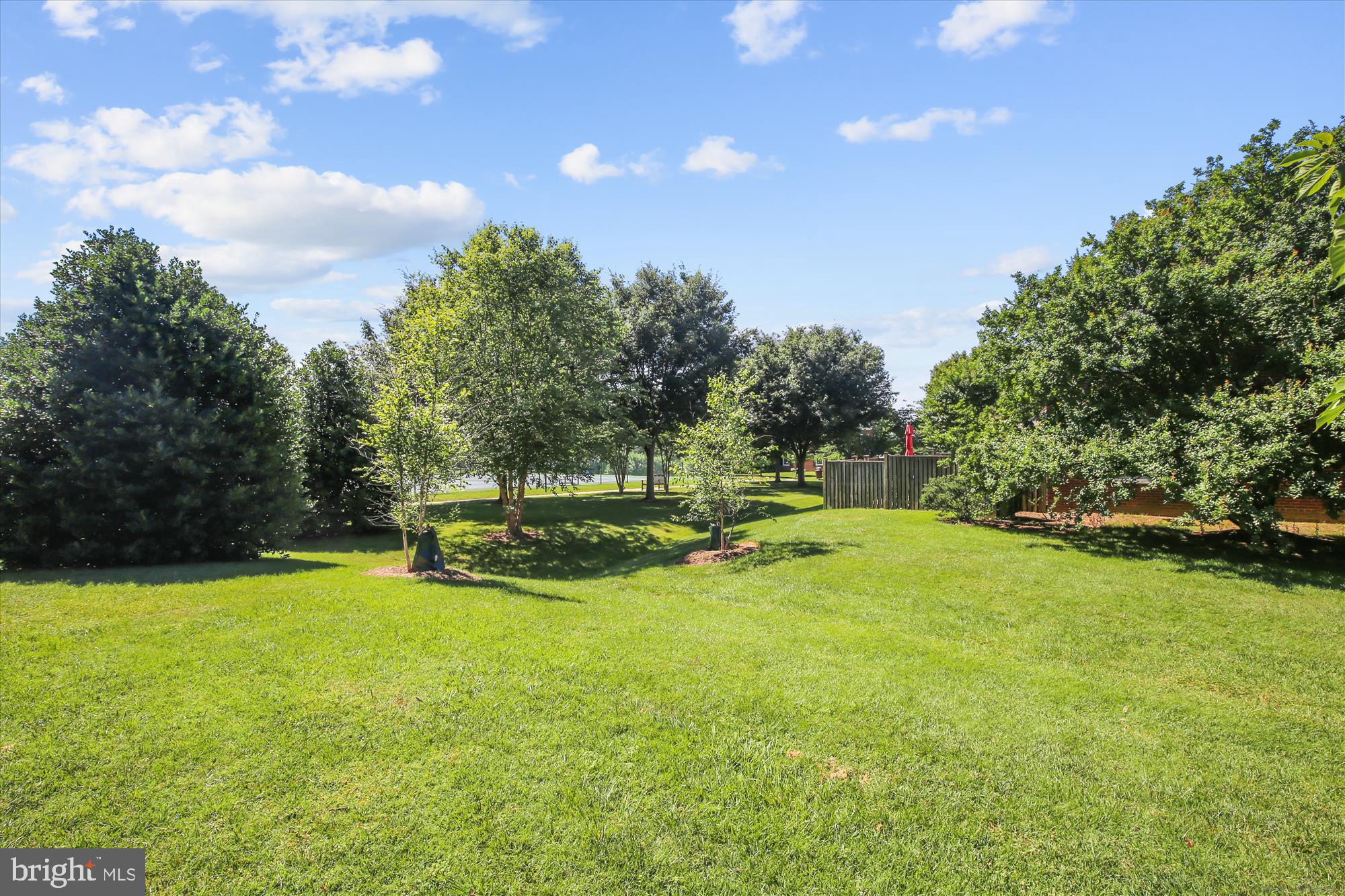 FAIRLINGTON ARBORS - Residential