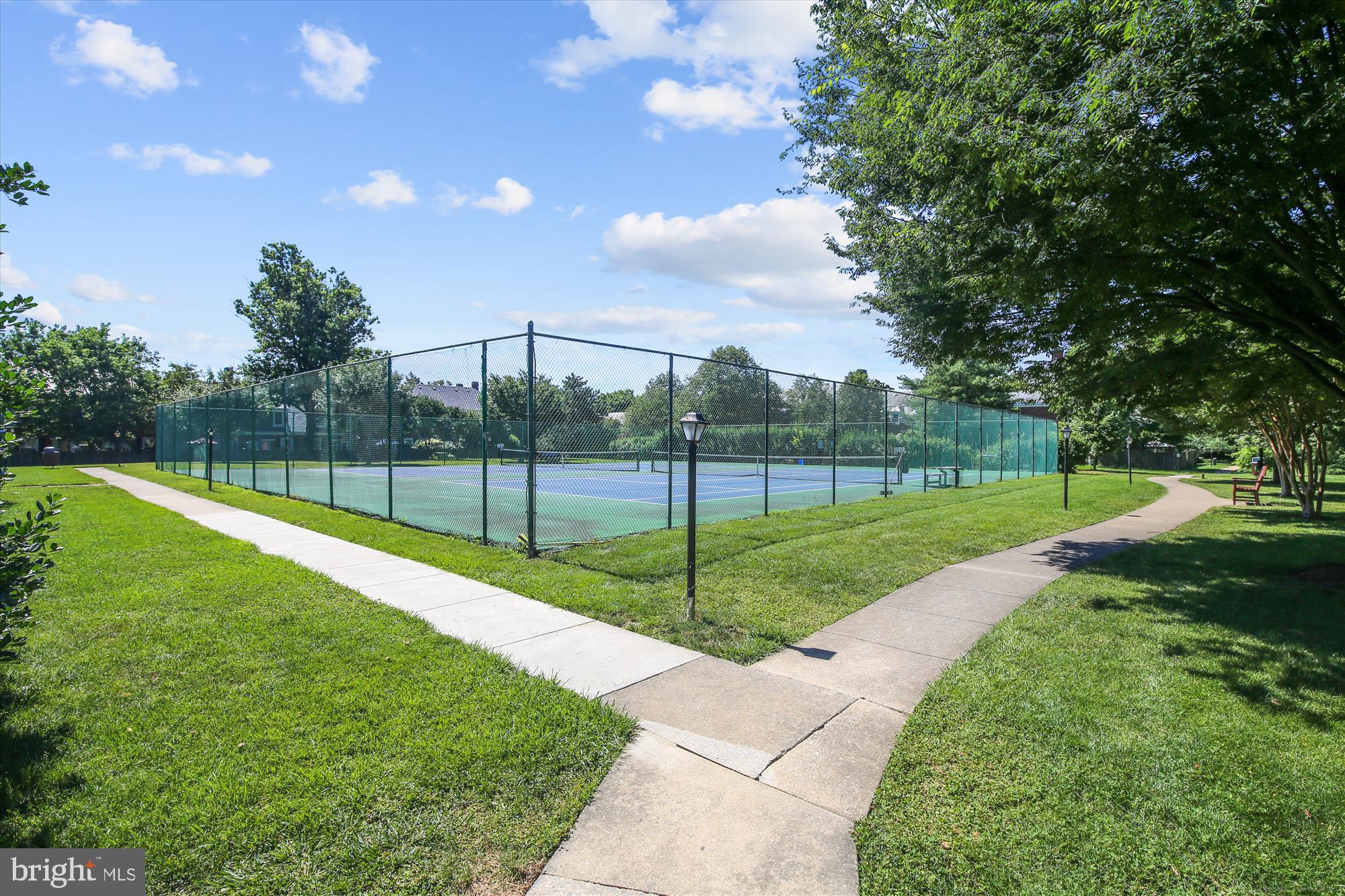 FAIRLINGTON ARBORS - Residential