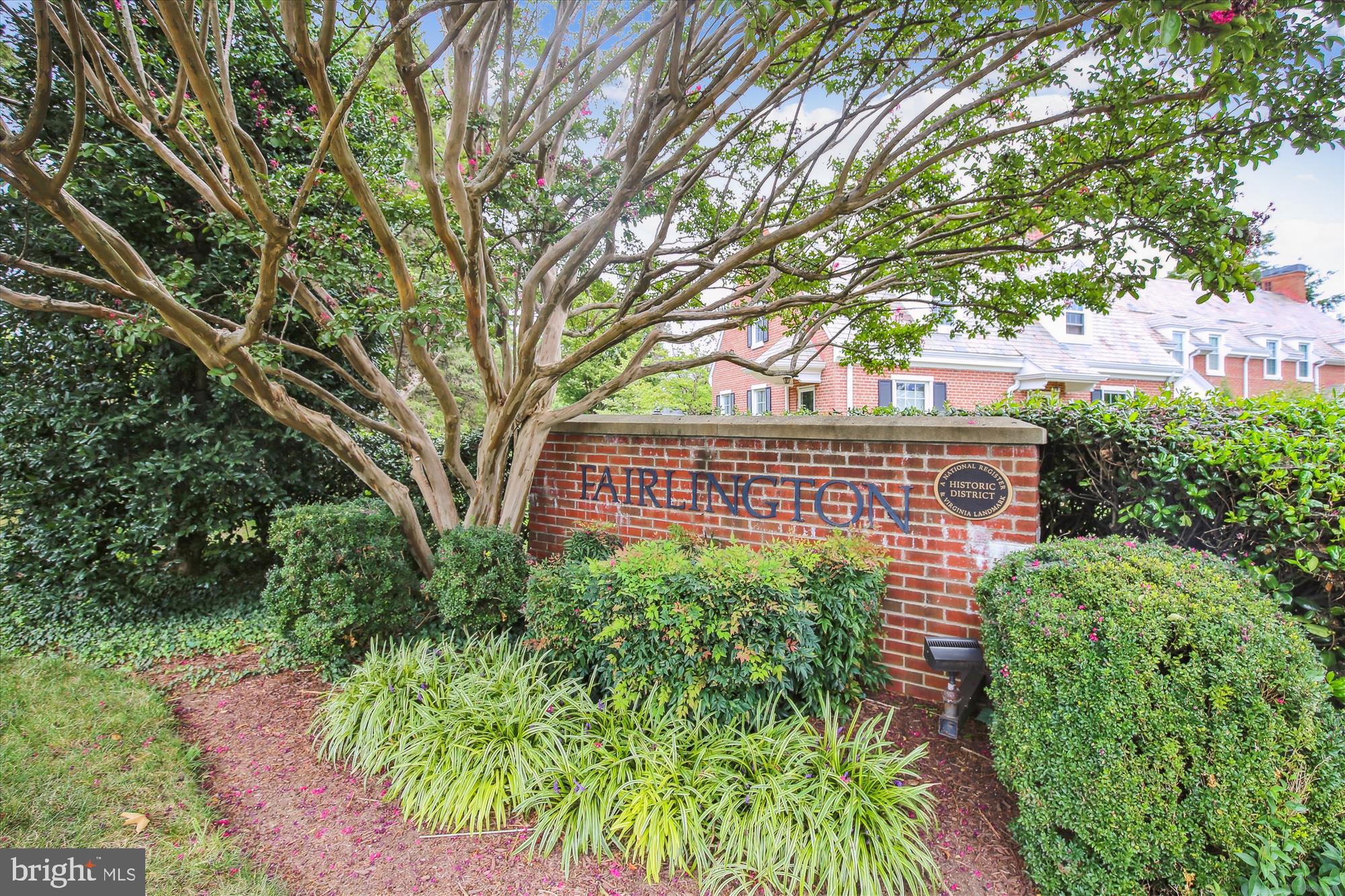 FAIRLINGTON ARBORS - Residential