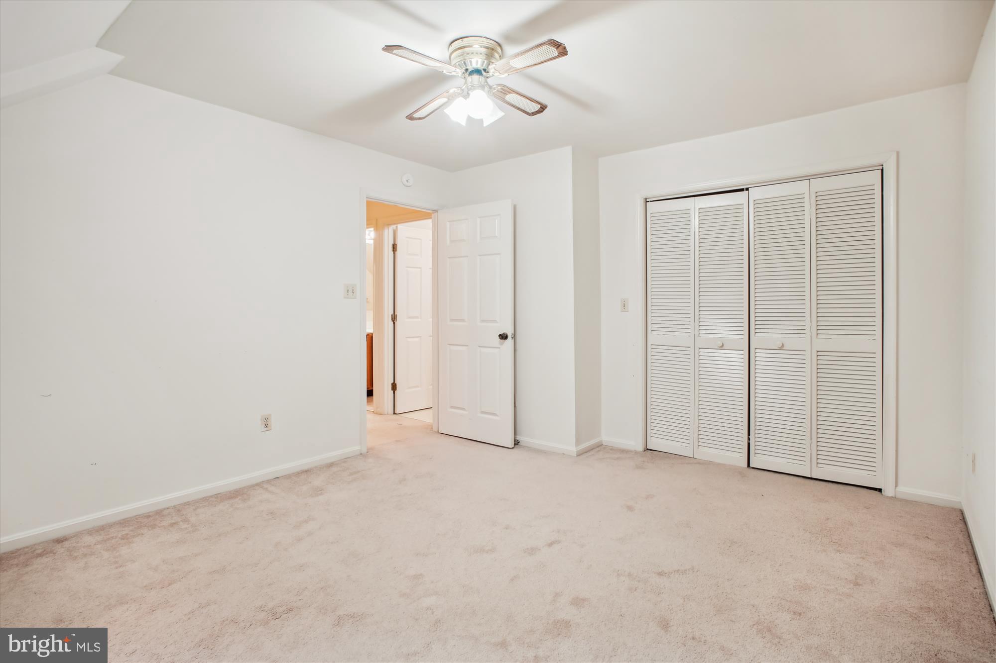 FAIRLINGTON ARBORS - Residential