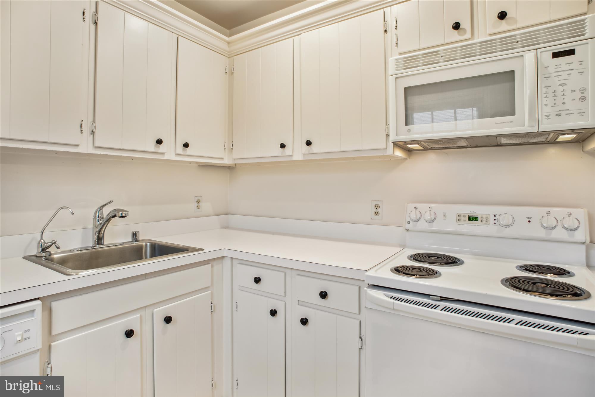 FAIRLINGTON ARBORS - Residential