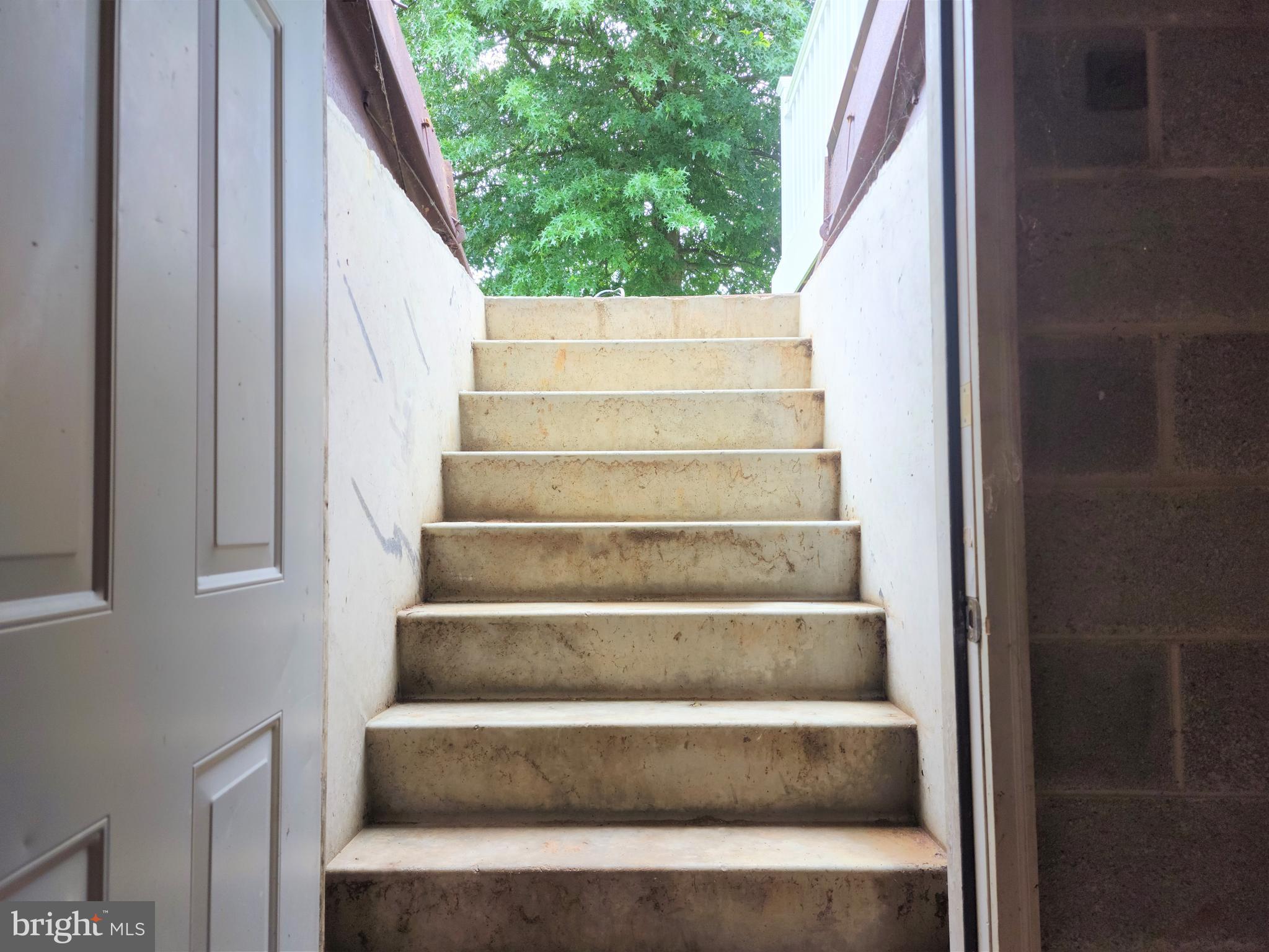 SUNRISE ESTATES - Residential