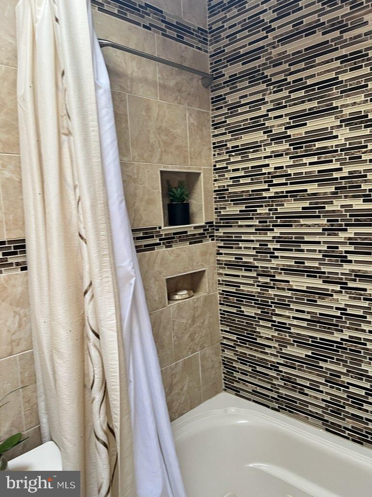 MELROSE PARK GARDENS - Residential