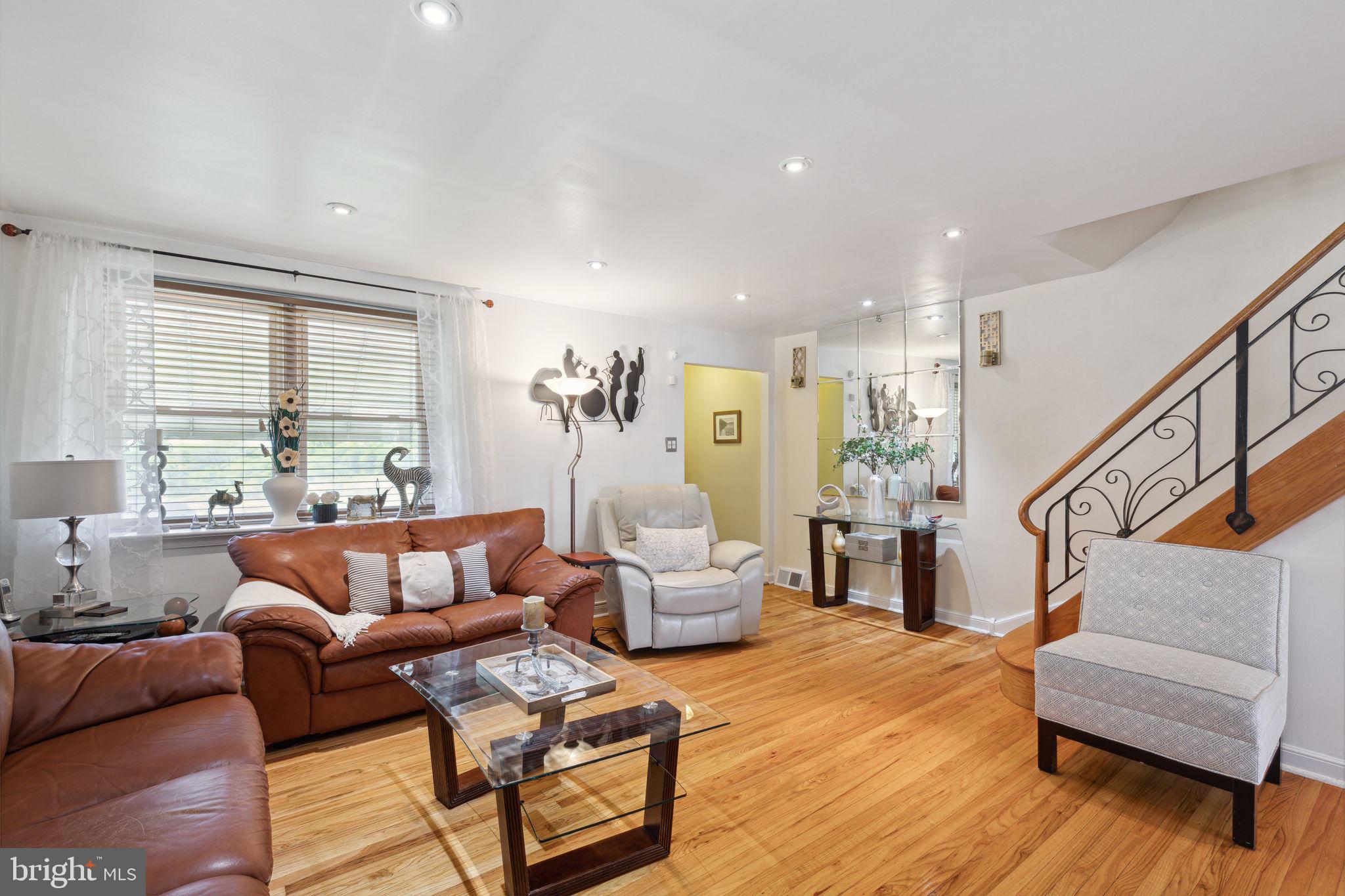 MELROSE PARK GARDENS - Residential