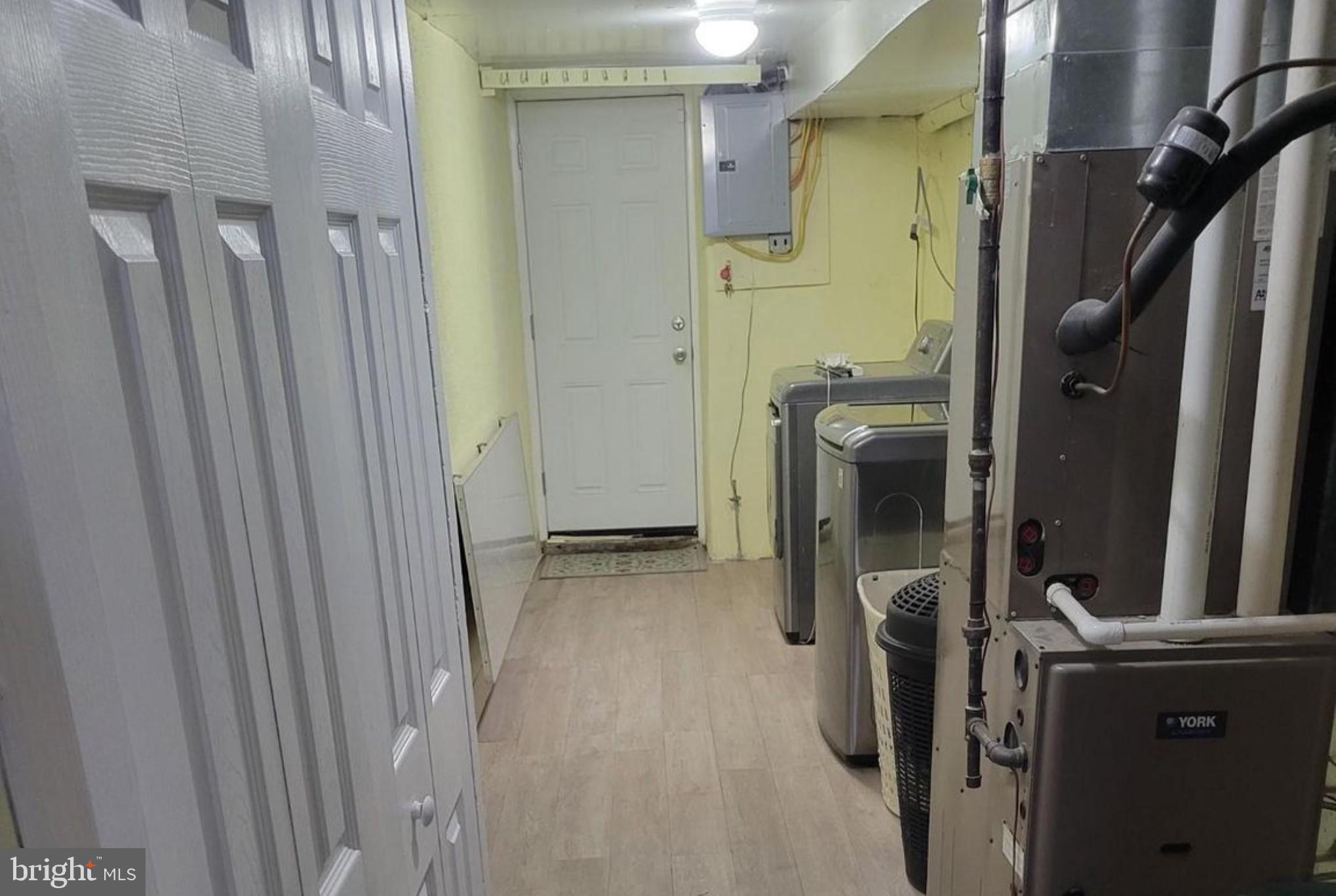 MELROSE PARK GARDENS - Residential