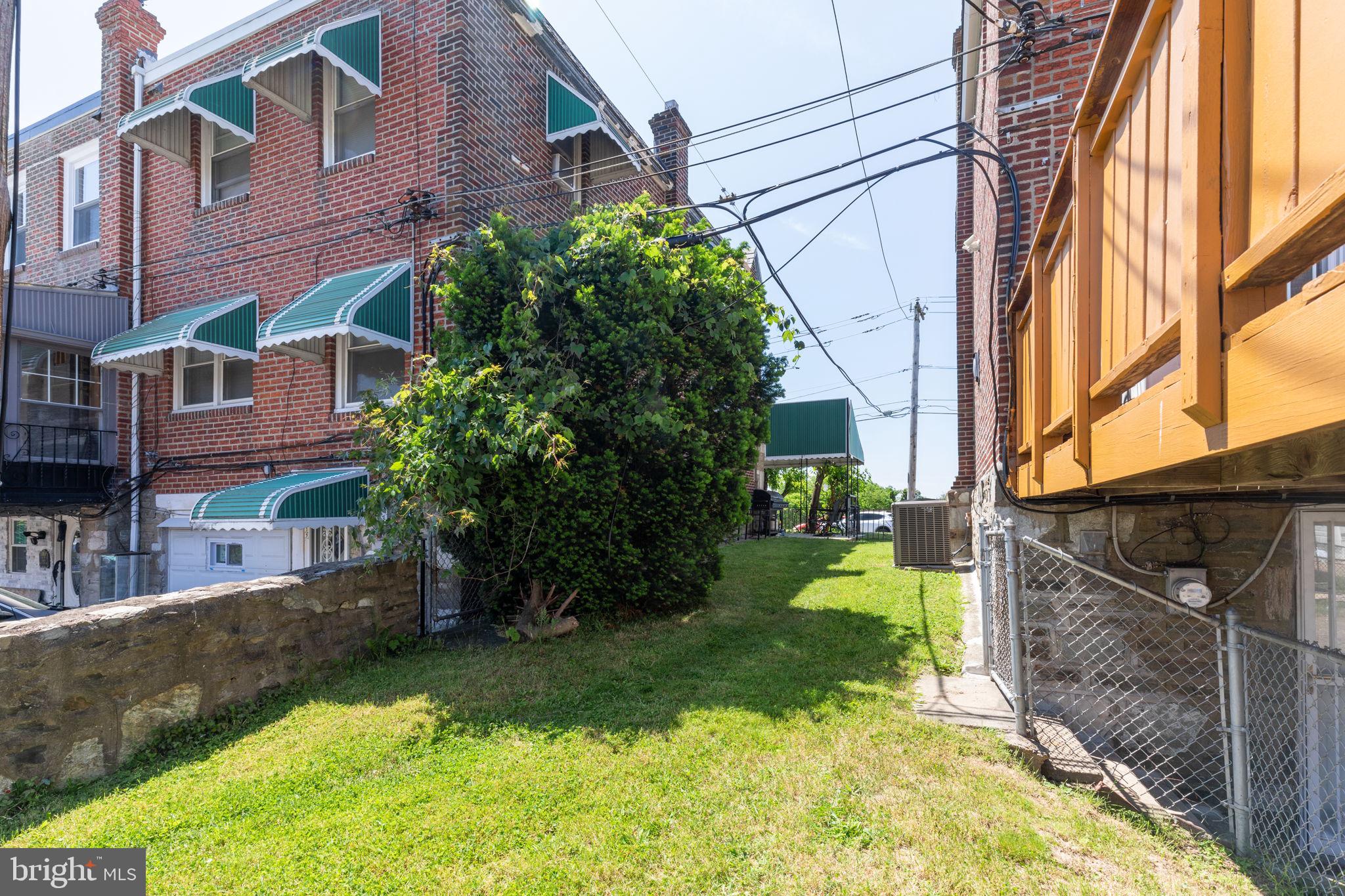 MELROSE PARK GARDENS - Residential